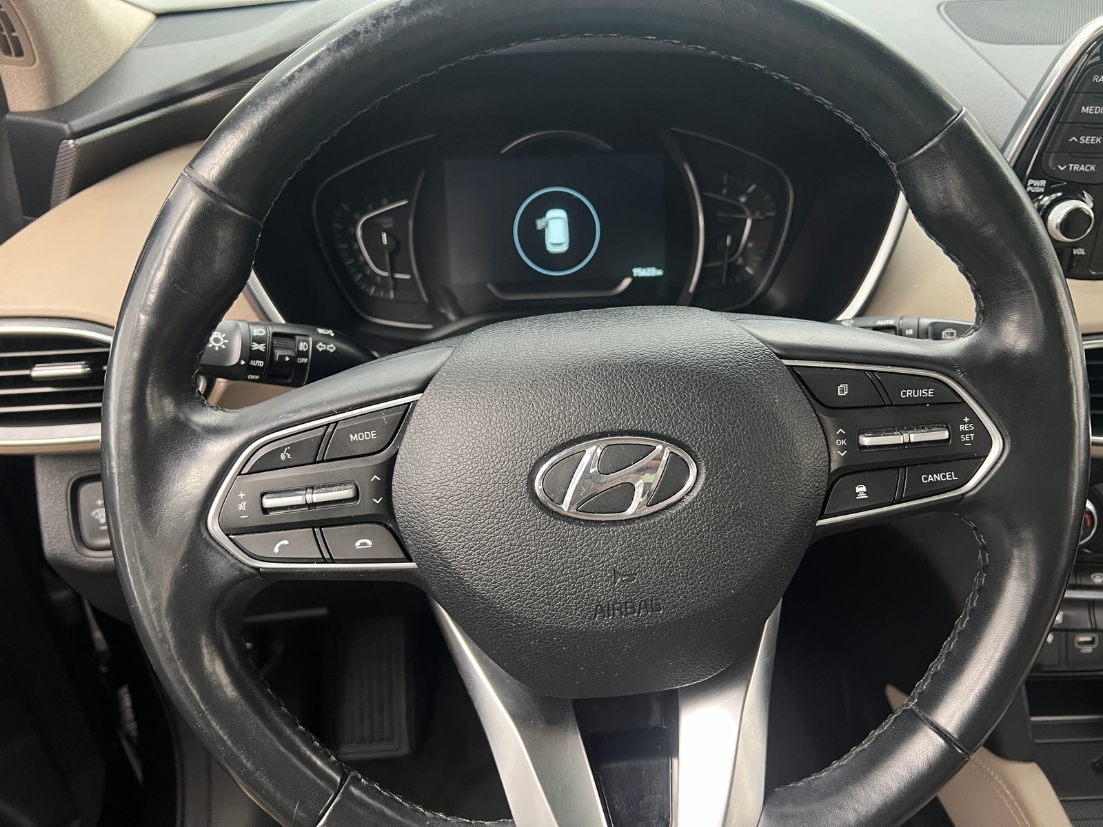 Thumbnail: 2020 Hyundai Santa Fe - 4