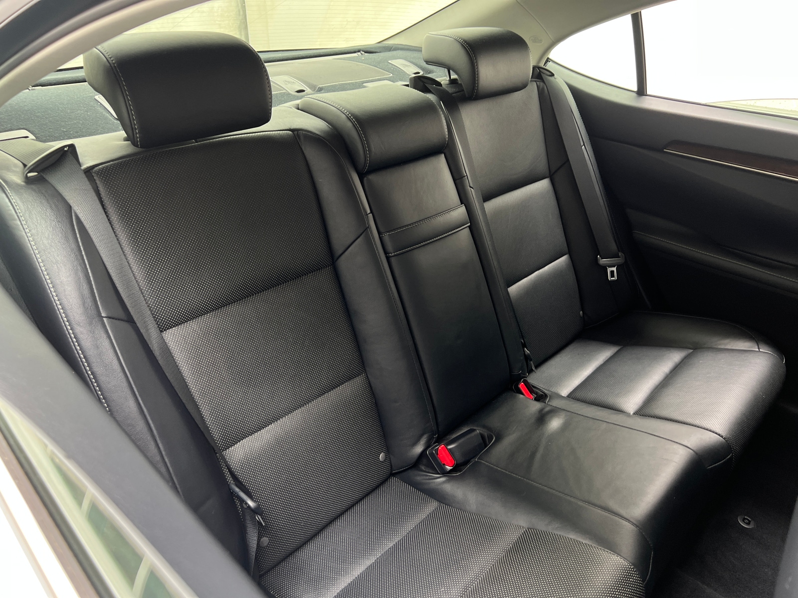 Thumbnail: 2015 Lexus ES - 5