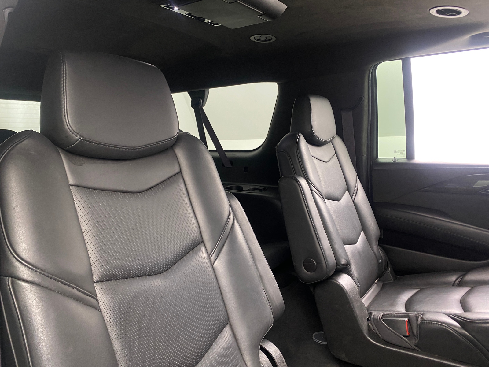 Thumbnail: 2017 Cadillac Escalade - 5