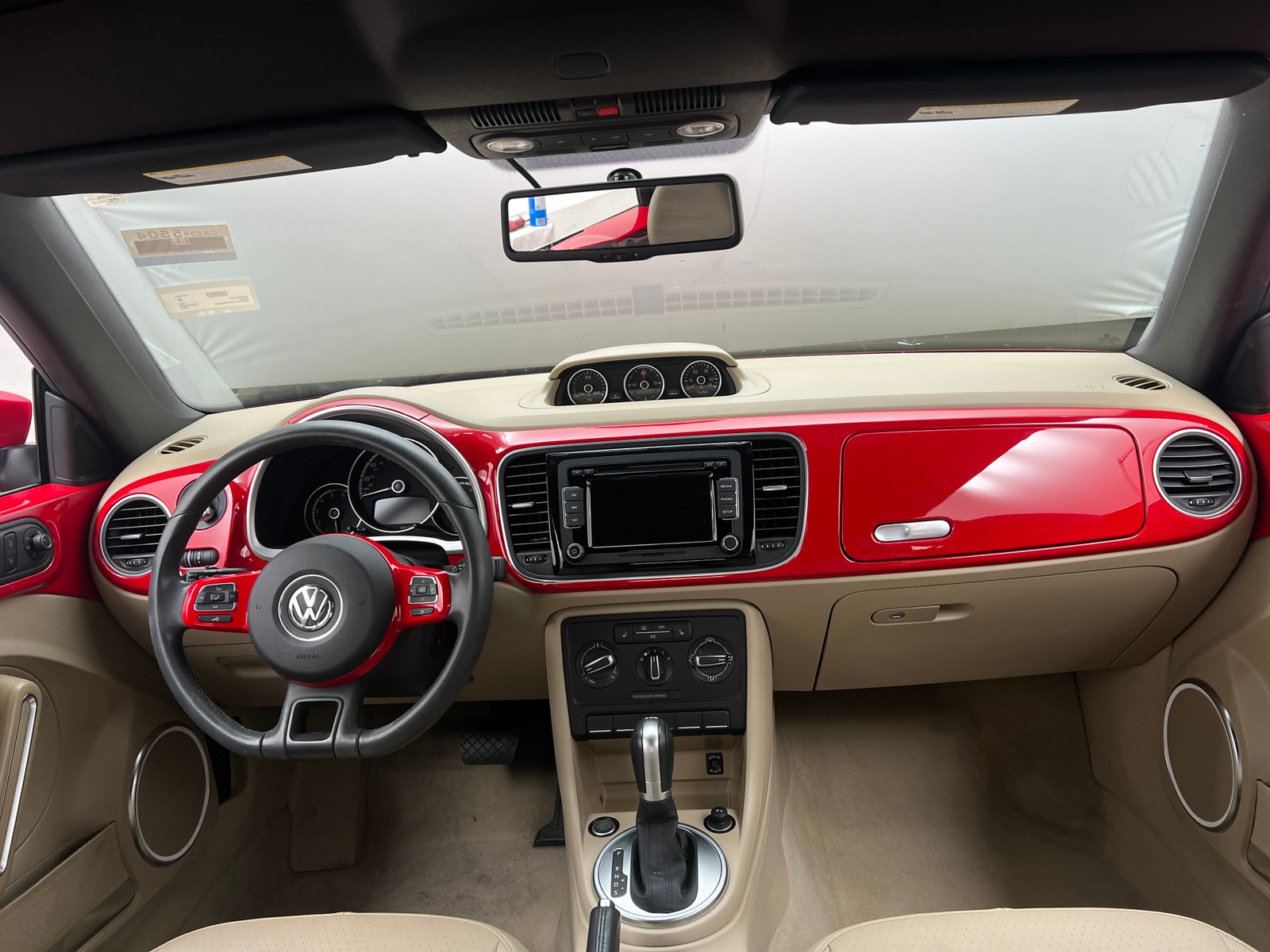 Thumbnail: 2015 Volkswagen Beetle - 2