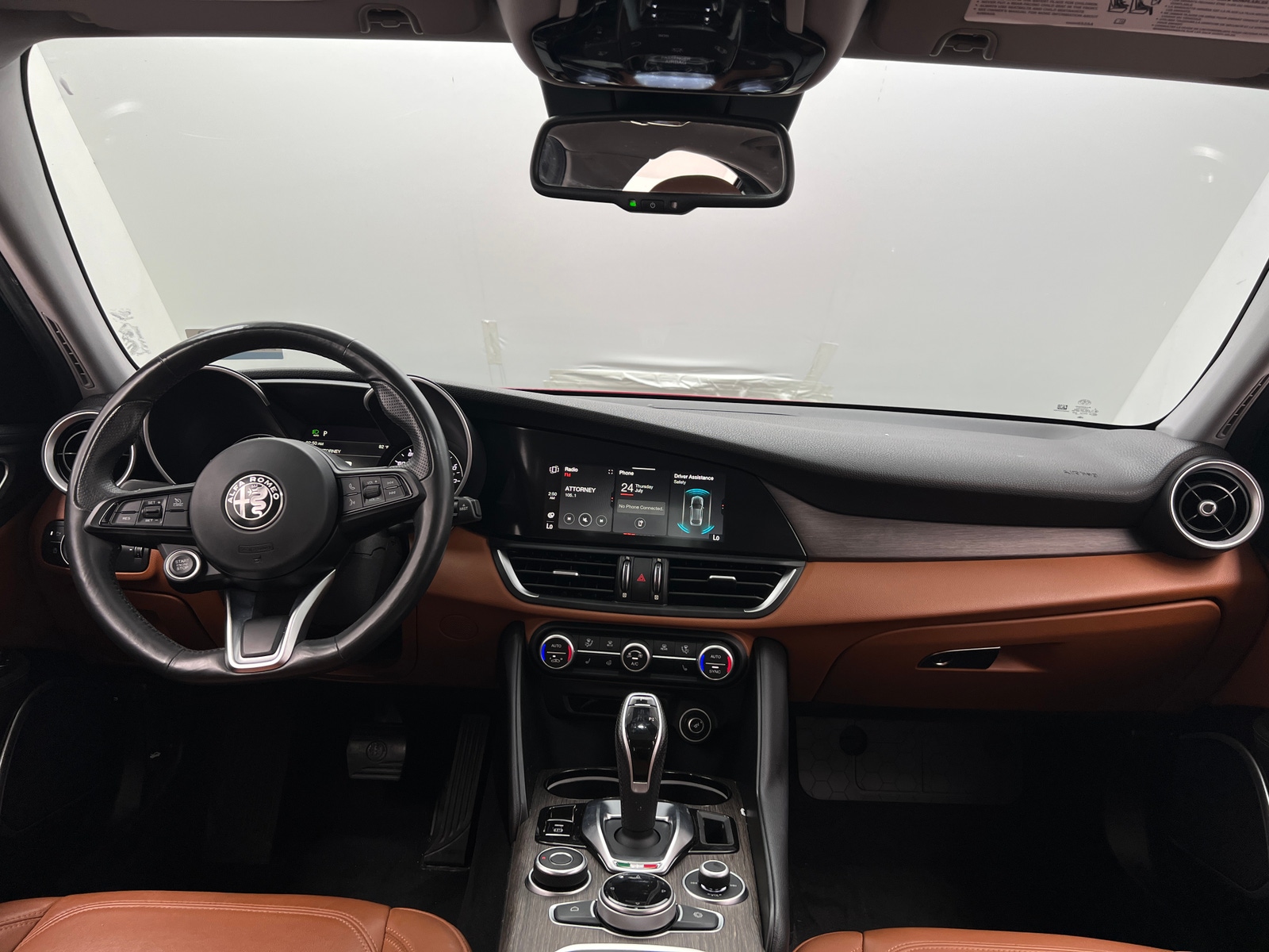 Thumbnail: 2020 Alfa Romeo Giulia - 2