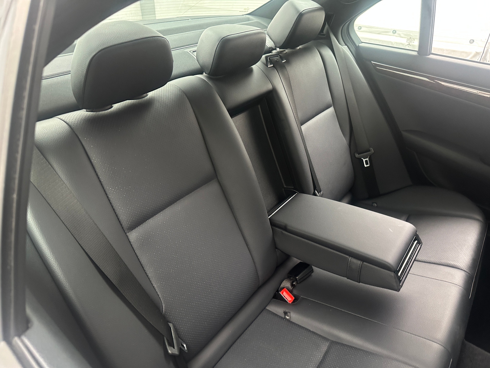 Thumbnail: 2014 Mercedes-Benz C-Class - 5