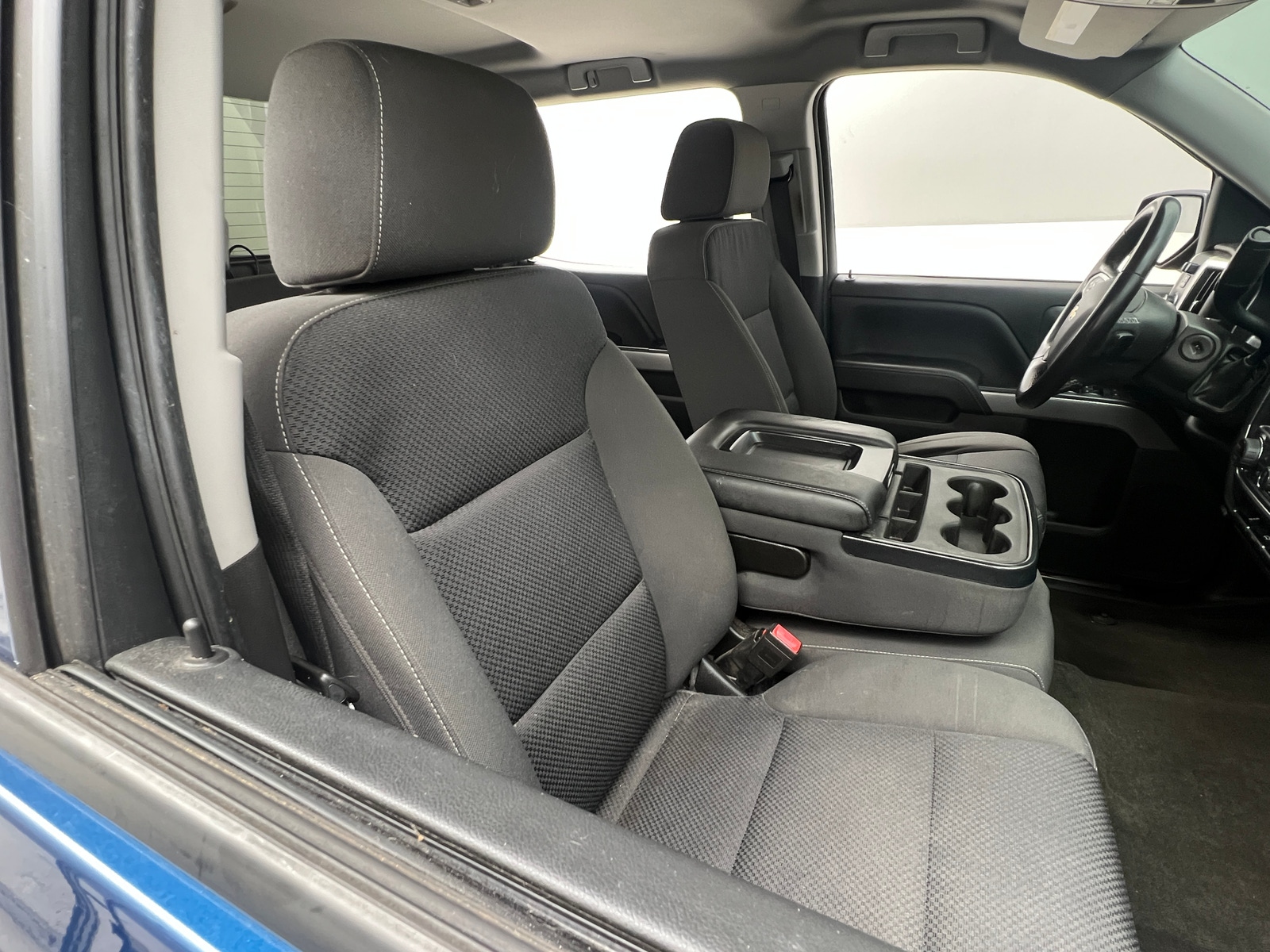 Thumbnail: 2018 Chevrolet Silverado 1500 - 2
