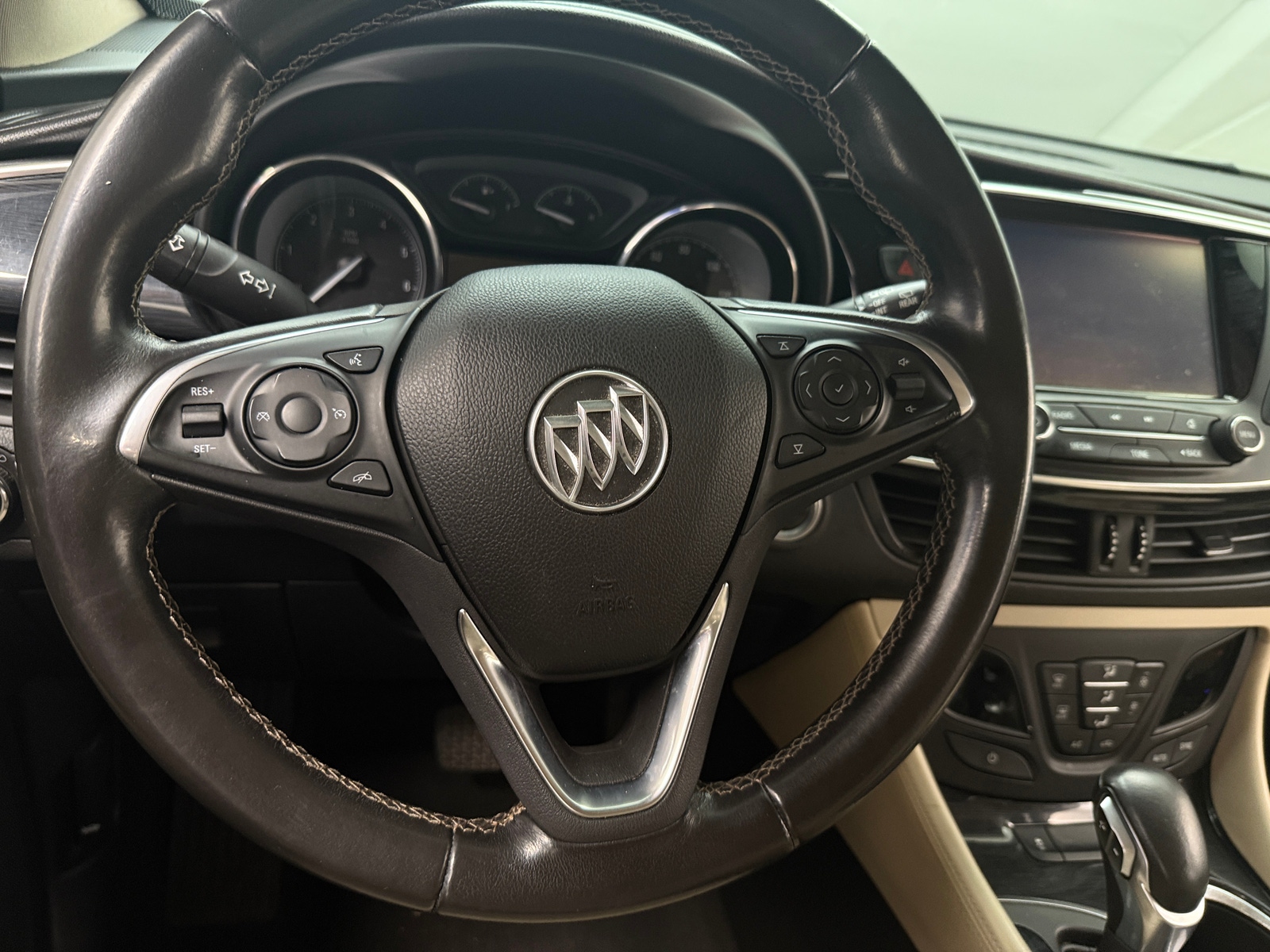 Thumbnail: 2017 Buick Envision - 4
