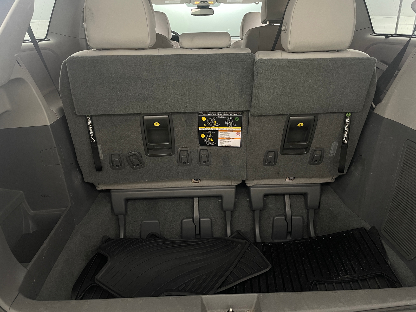 Thumbnail: 2020 Toyota Sienna - 7
