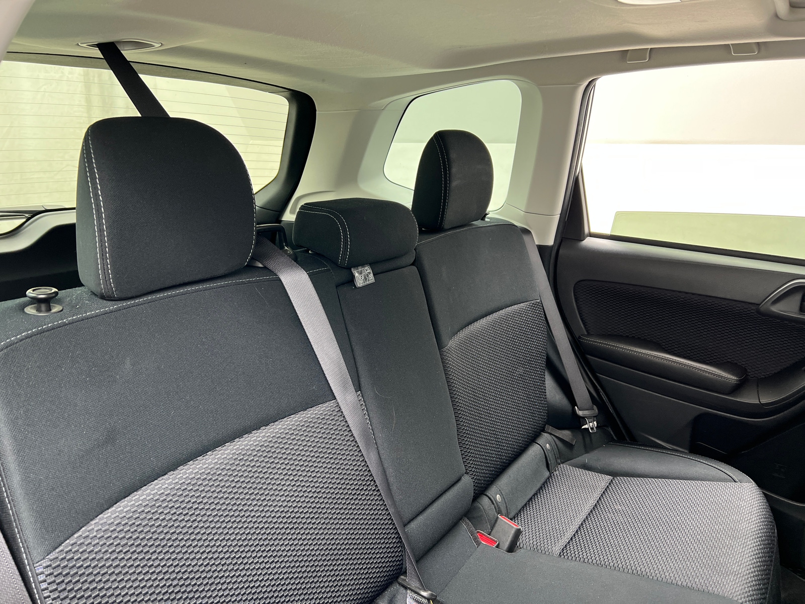 Thumbnail: 2017 Subaru Forester - 6