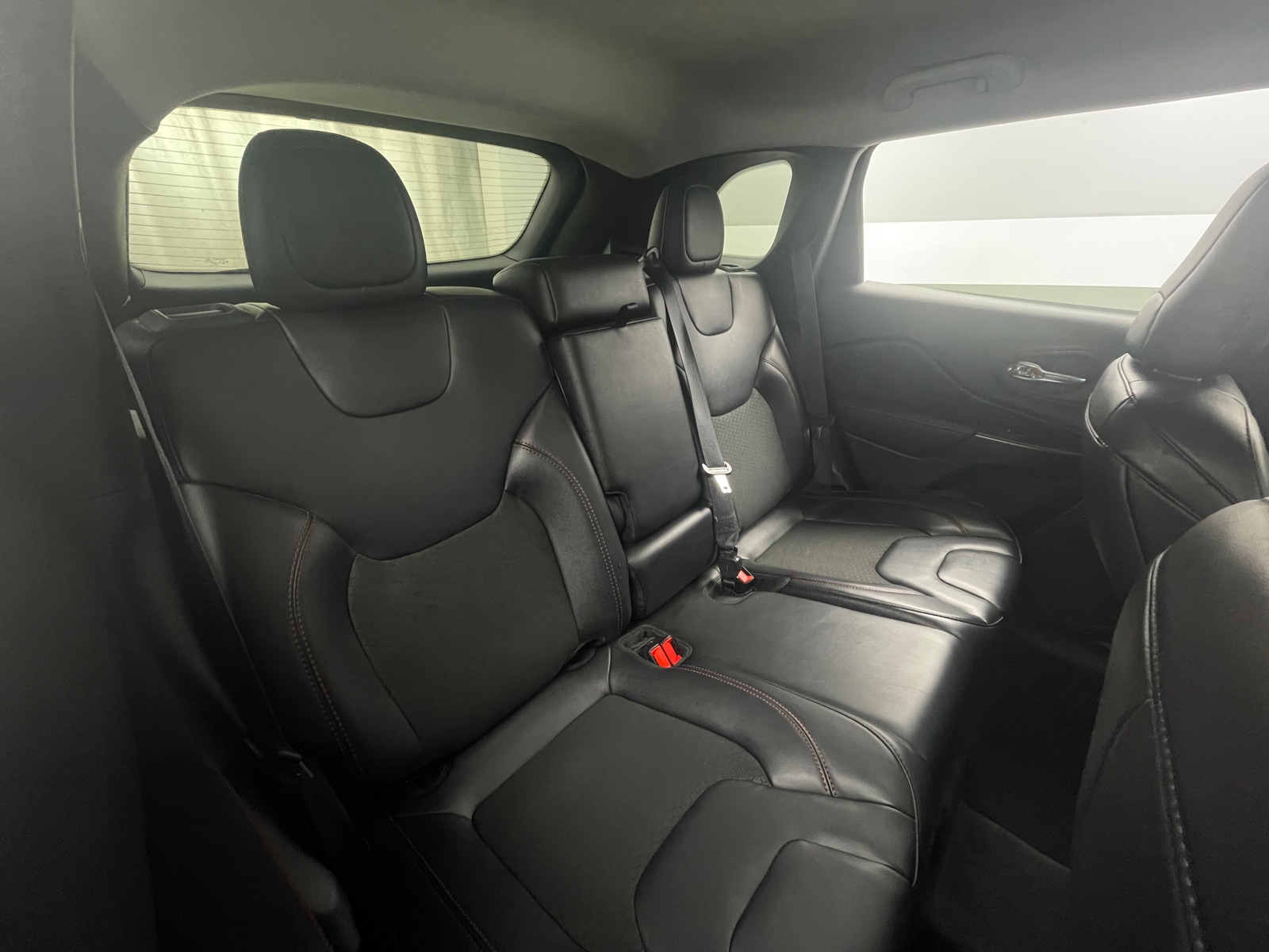 Thumbnail: 2021 Jeep Cherokee - 6