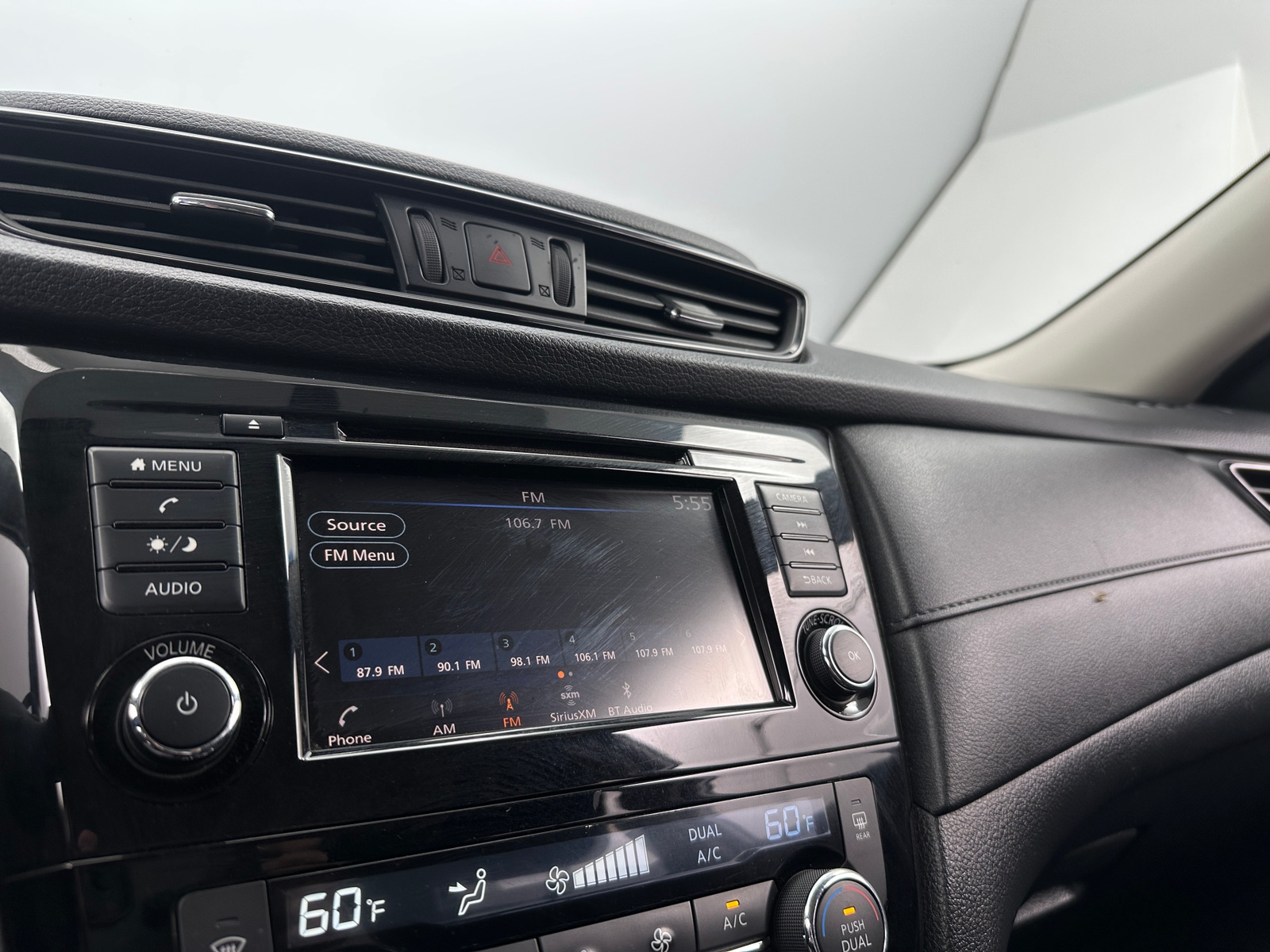 Thumbnail: 2018 Nissan Rogue - 4