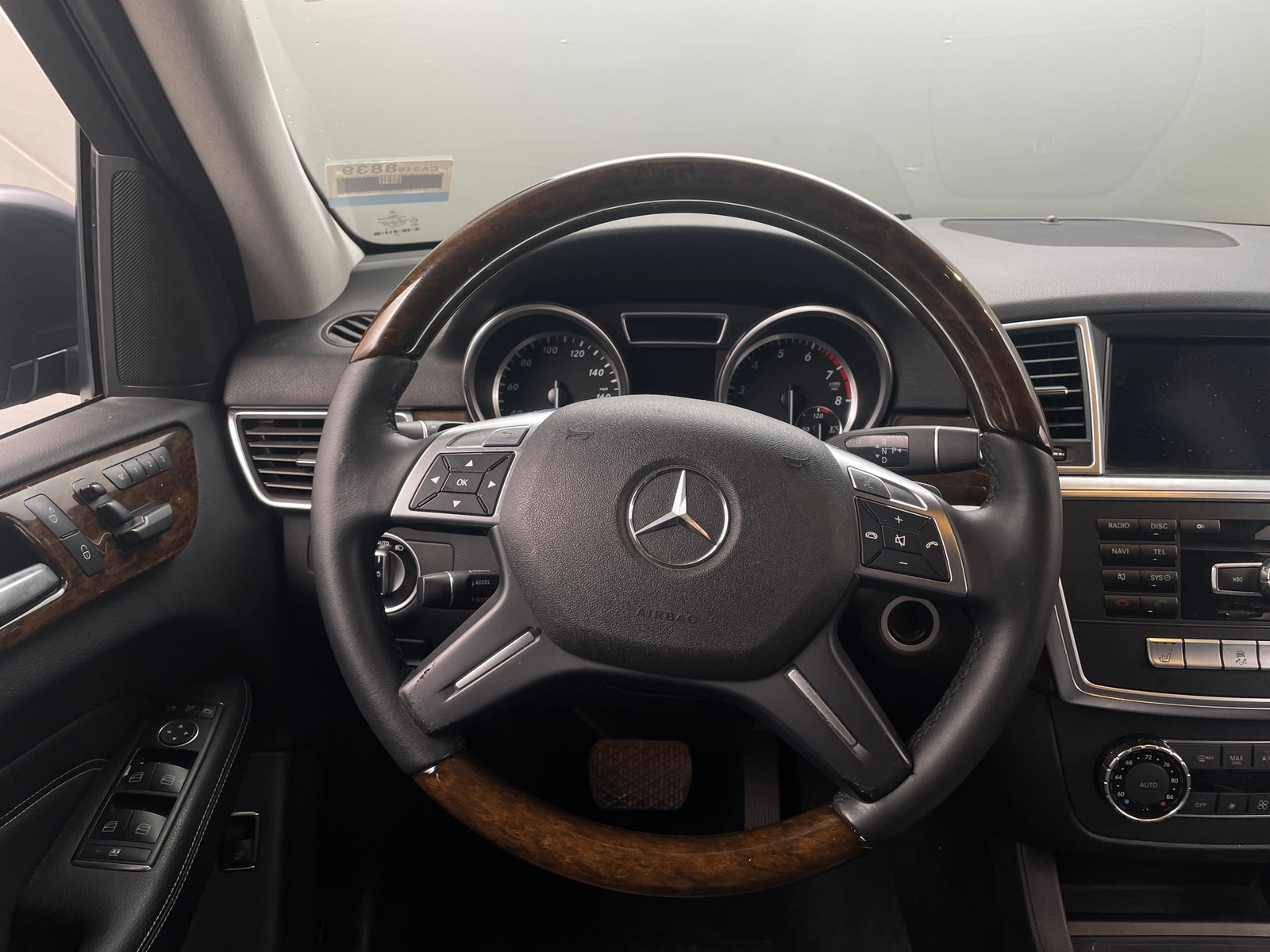 Thumbnail: 2012 Mercedes-Benz M-Class - 4