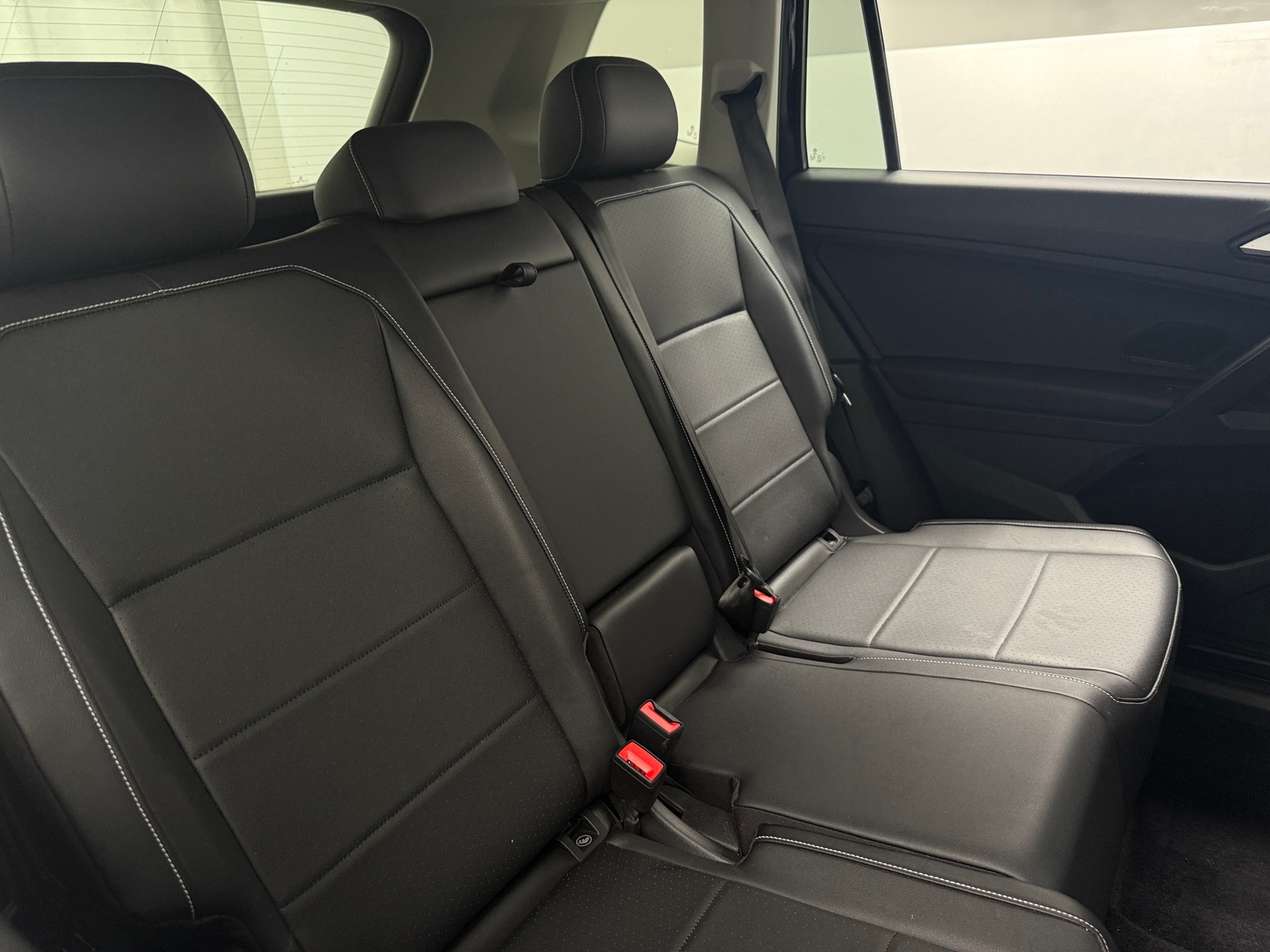 Thumbnail: 2021 Volkswagen Tiguan - 5