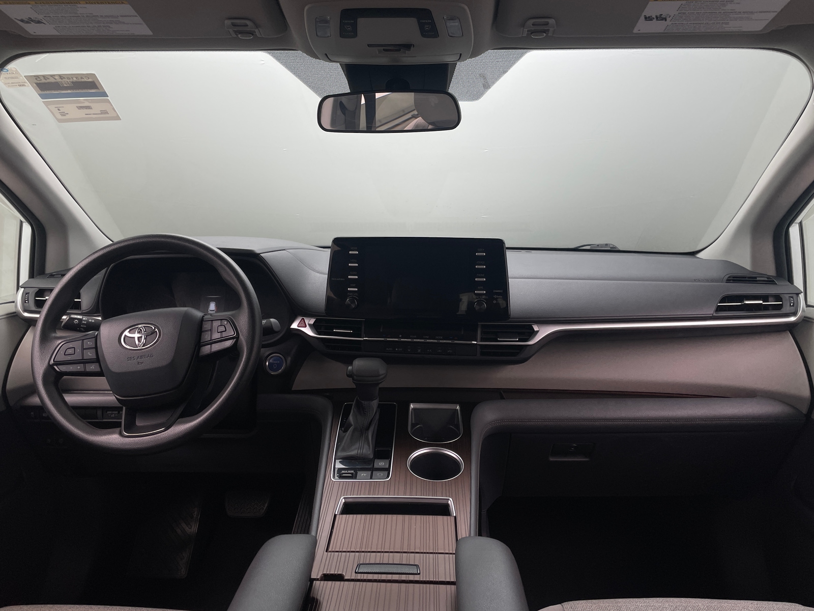 Thumbnail: 2022 Toyota Sienna - 3