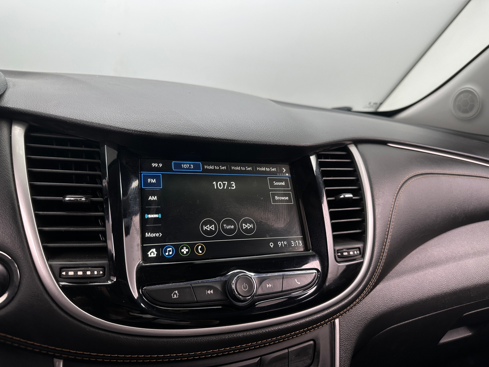 Thumbnail: 2019 Chevrolet Trax - 4