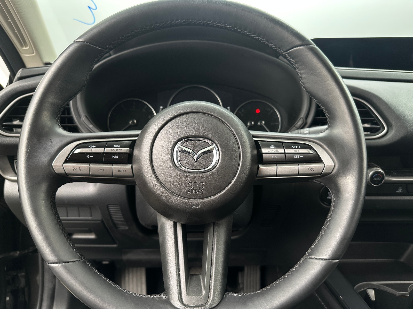 Thumbnail: 2022 Mazda CX-30 - 4