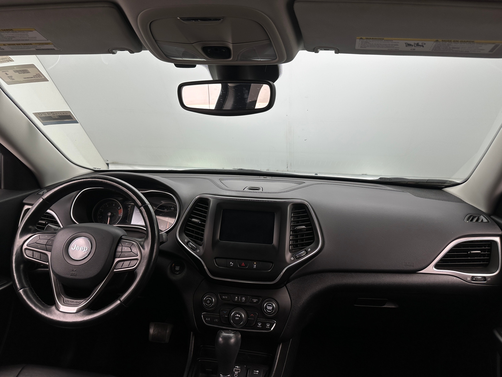 Thumbnail: 2021 Jeep Cherokee - 3