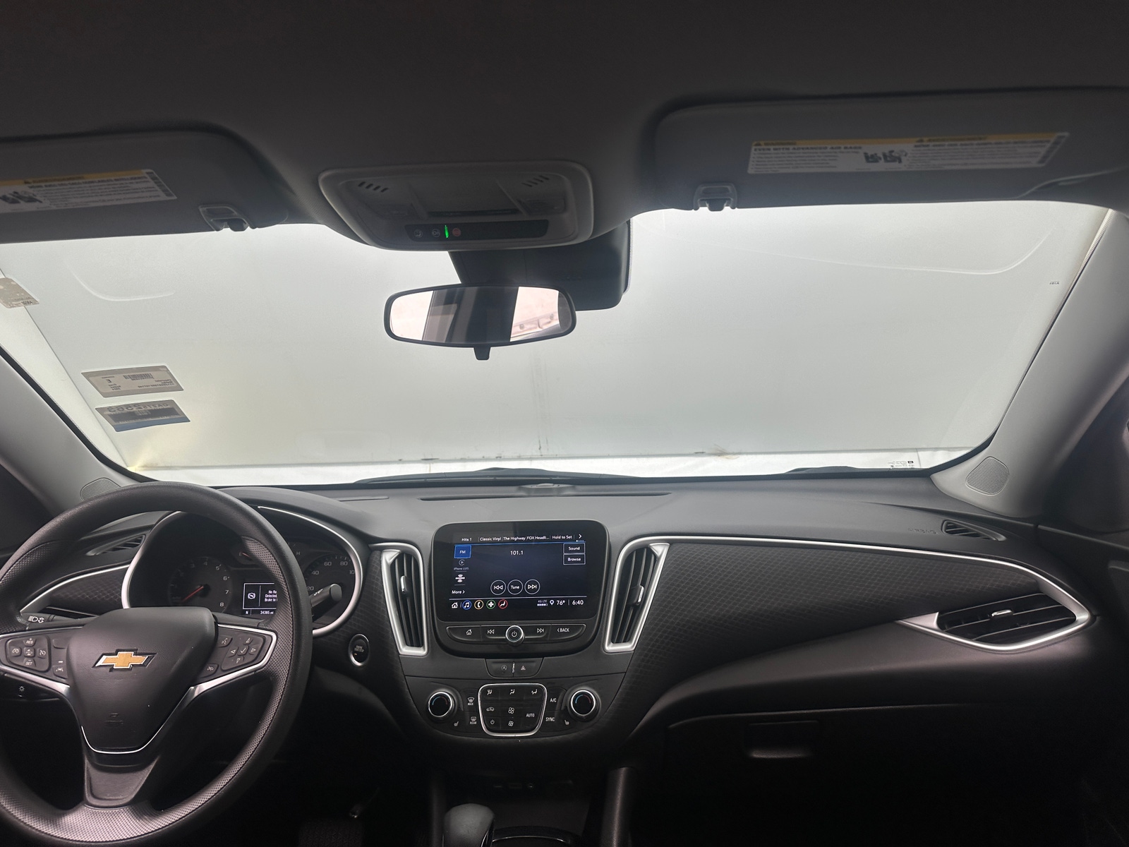 Thumbnail: 2024 Chevrolet Malibu - 3
