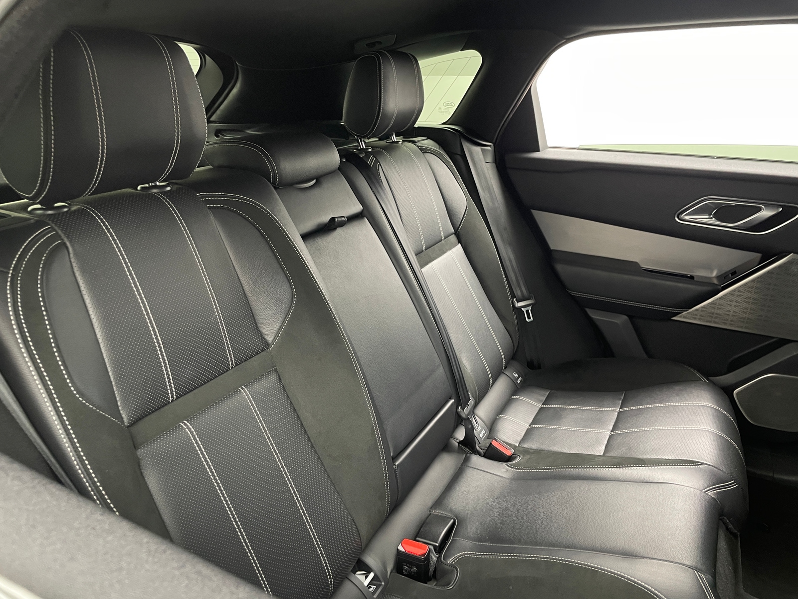 Thumbnail: 2018 Land Rover Range Rover Velar - 5