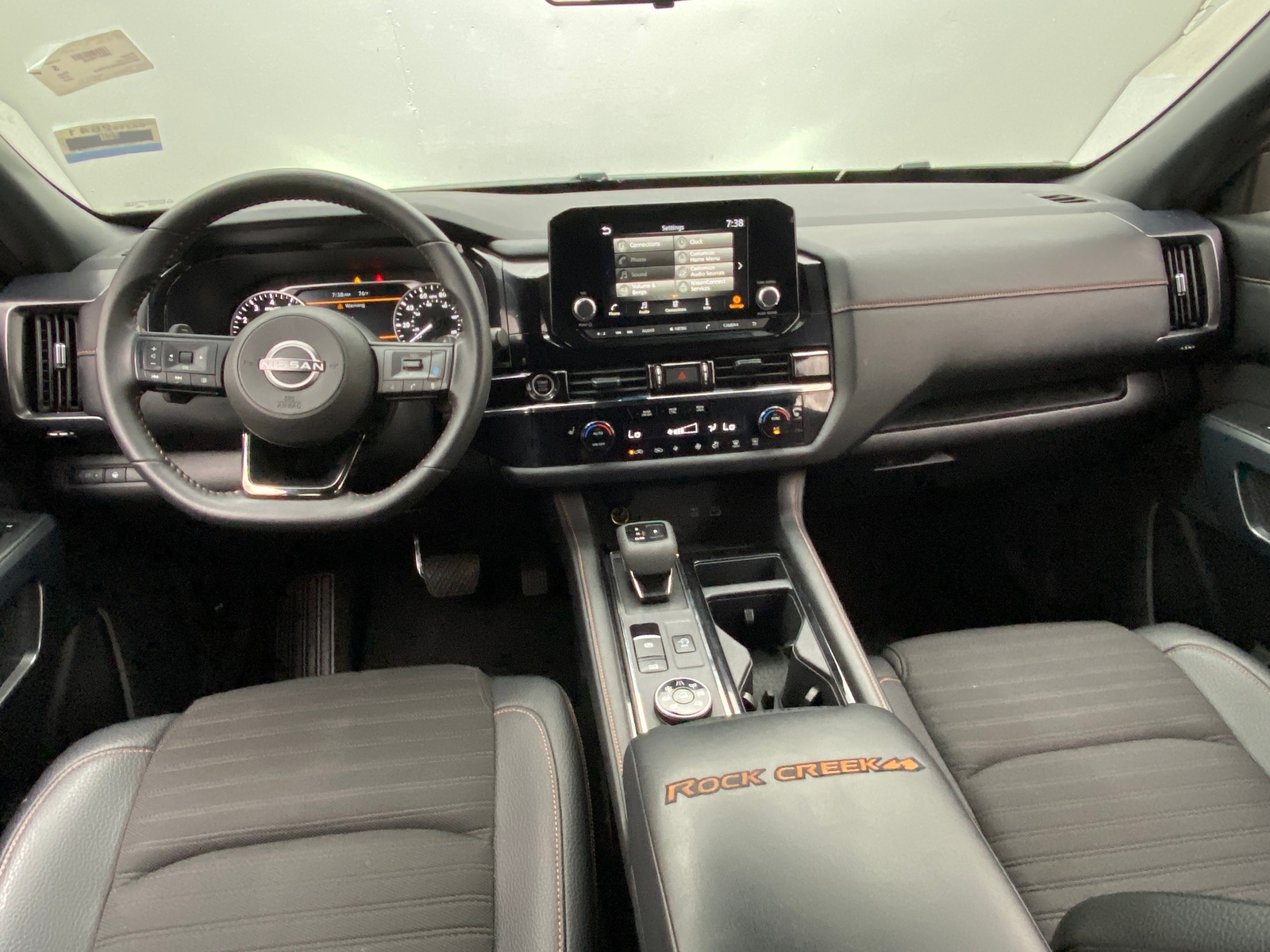 Thumbnail: 2024 Nissan Pathfinder - 2