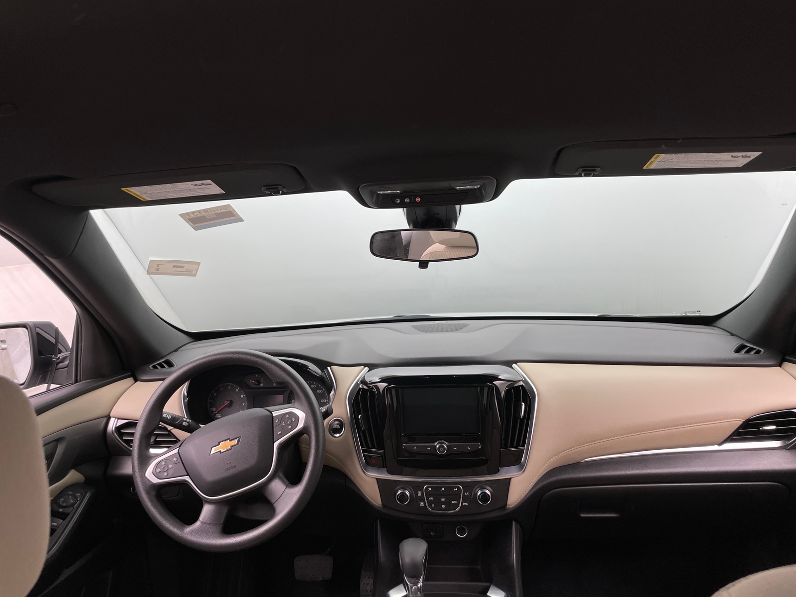 Thumbnail: 2022 Chevrolet Traverse - 3