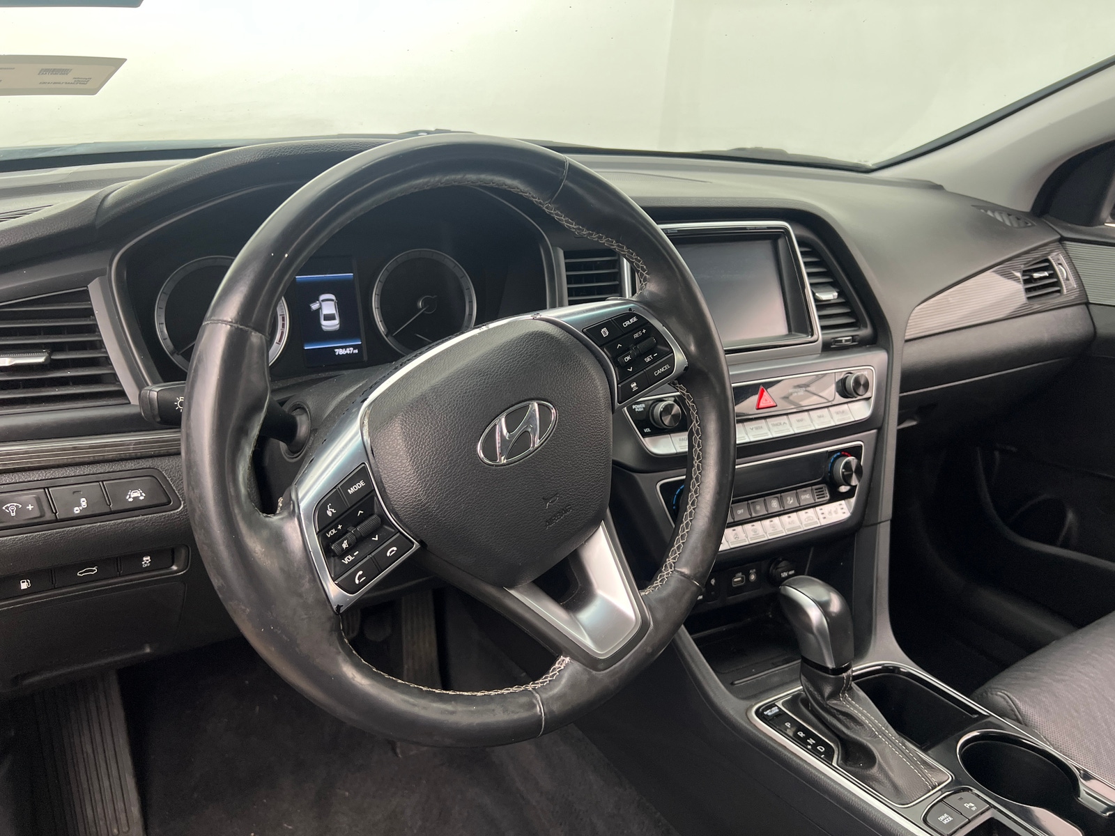 Thumbnail: 2018 Hyundai Sonata - 4