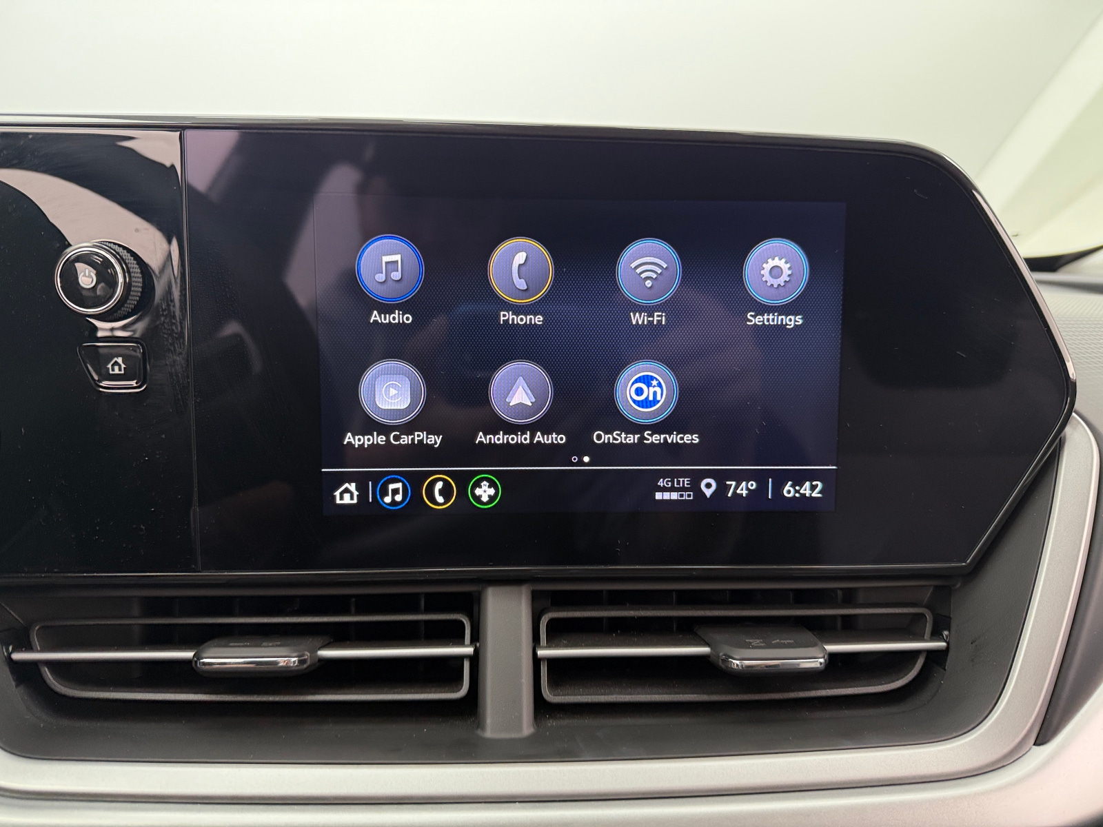 Thumbnail: 2024 Chevrolet Trax - 4