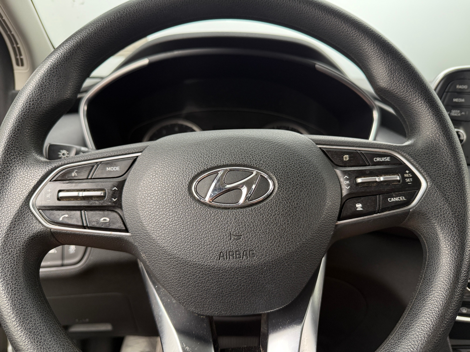 Thumbnail: 2019 Hyundai Santa Fe - 5