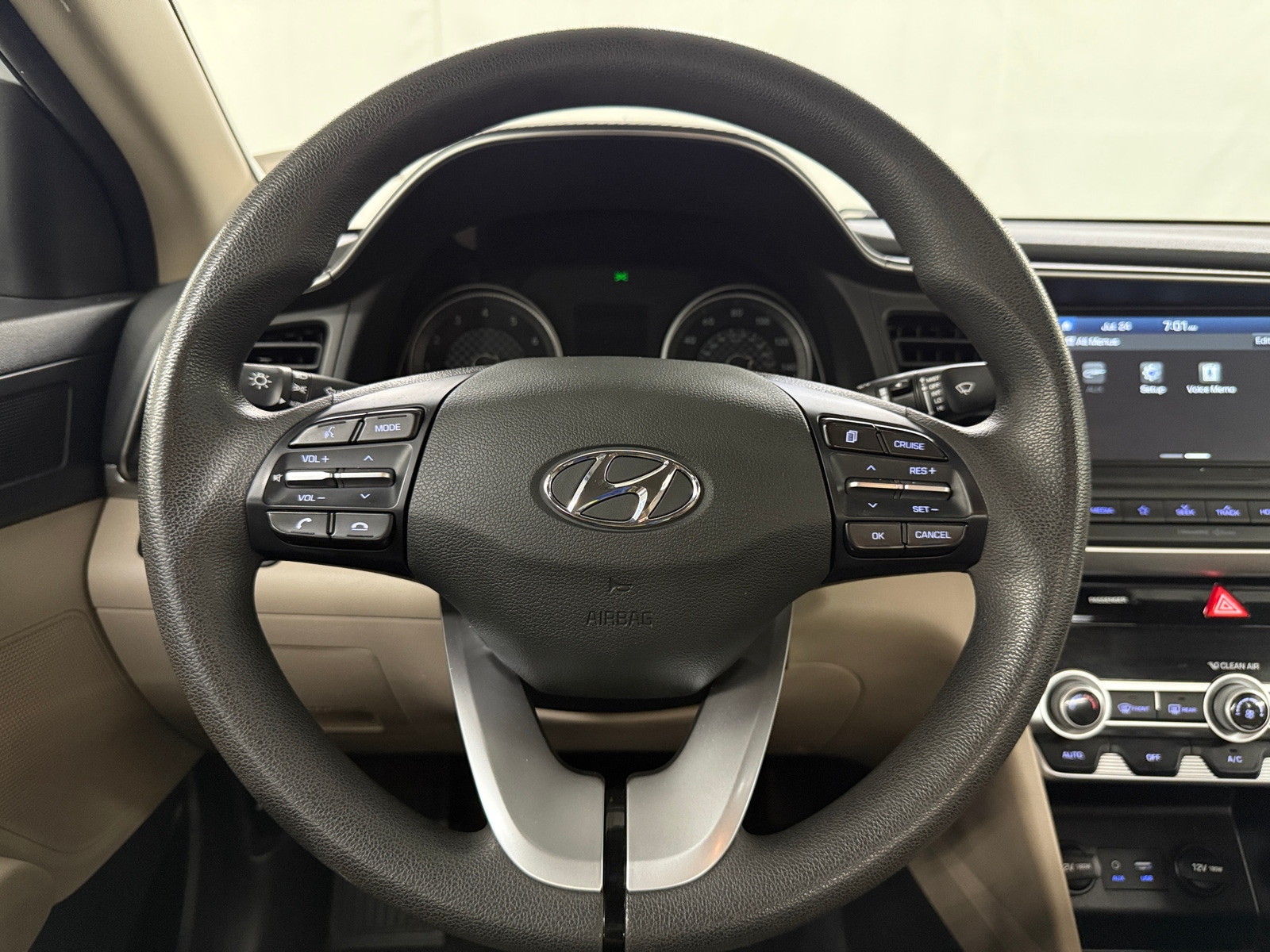 Thumbnail: 2020 Hyundai Elantra - 5