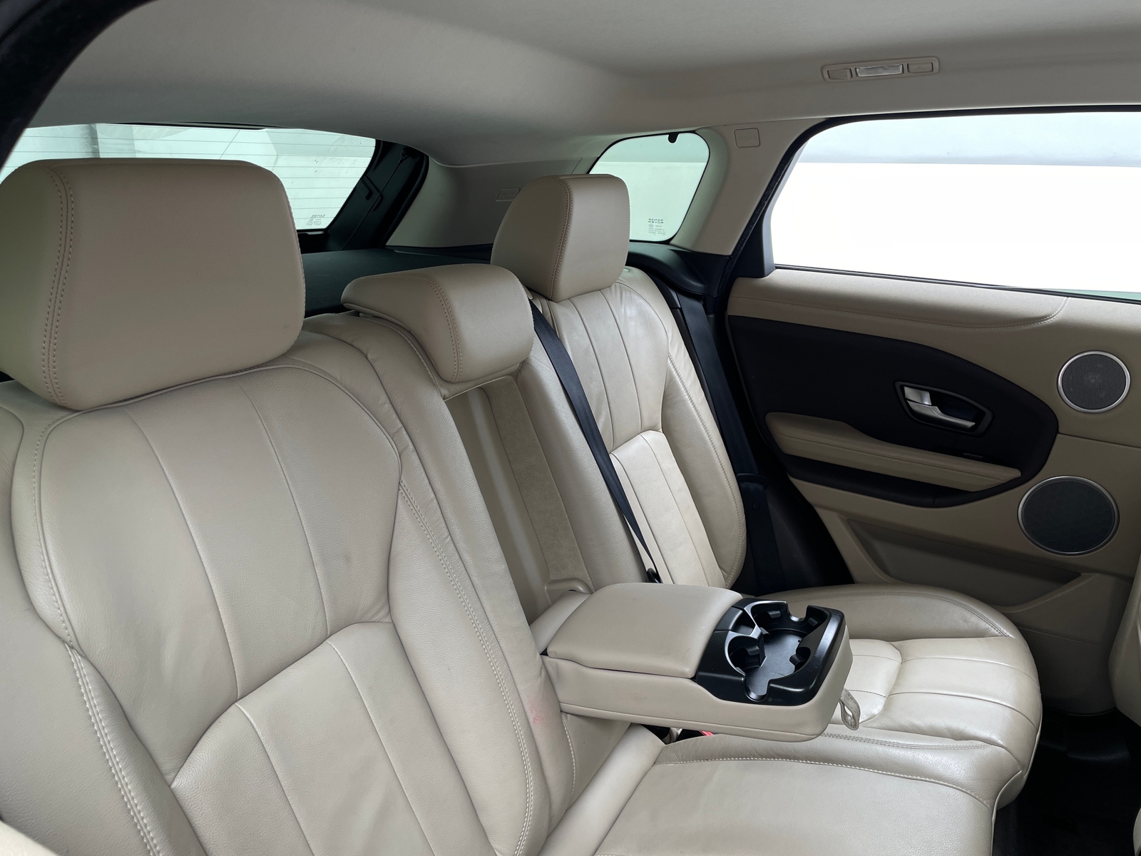 Thumbnail: 2017 Land Rover Range Rover Evoque - 5
