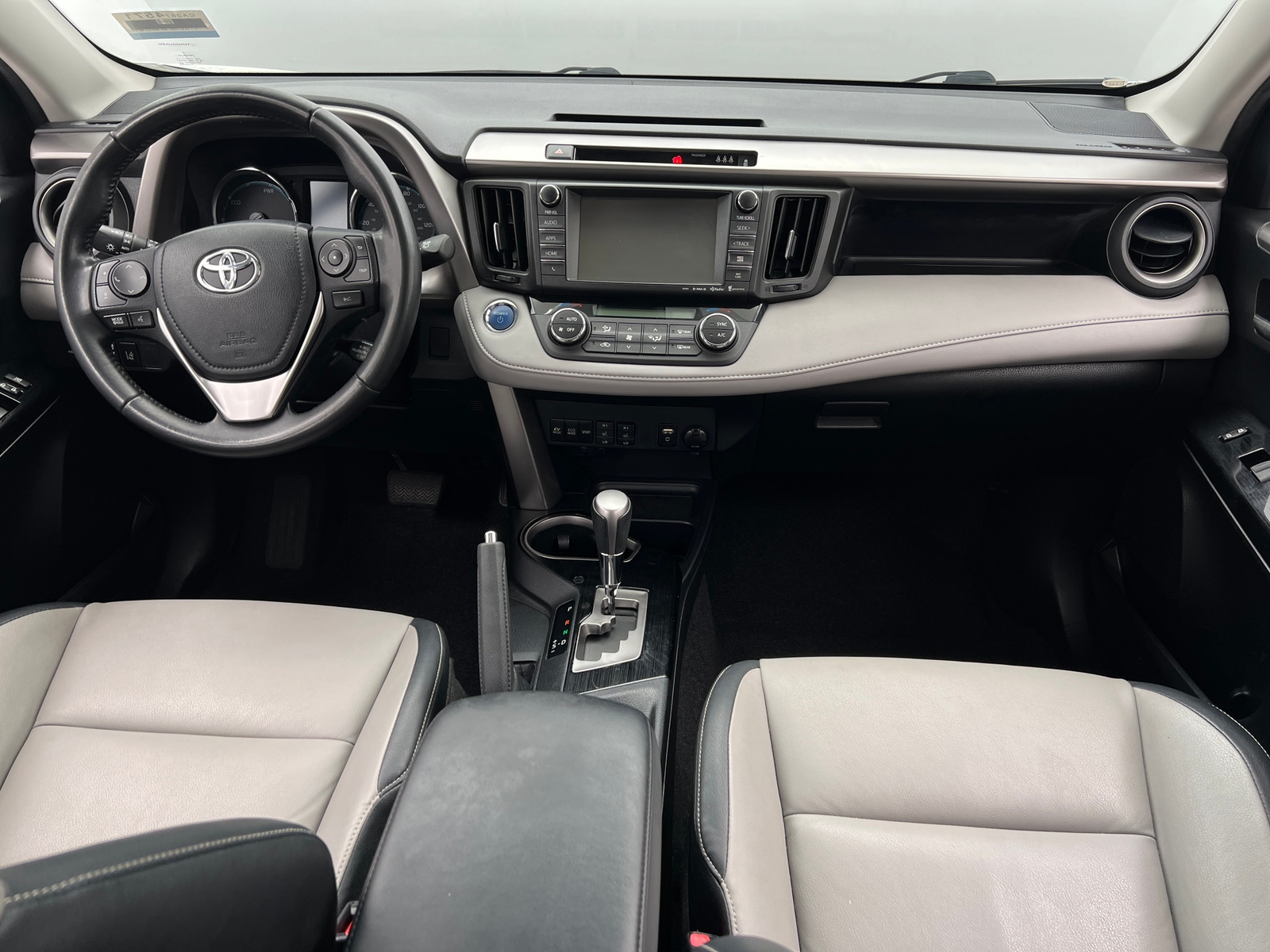 Thumbnail: 2017 Toyota RAV4 - 2