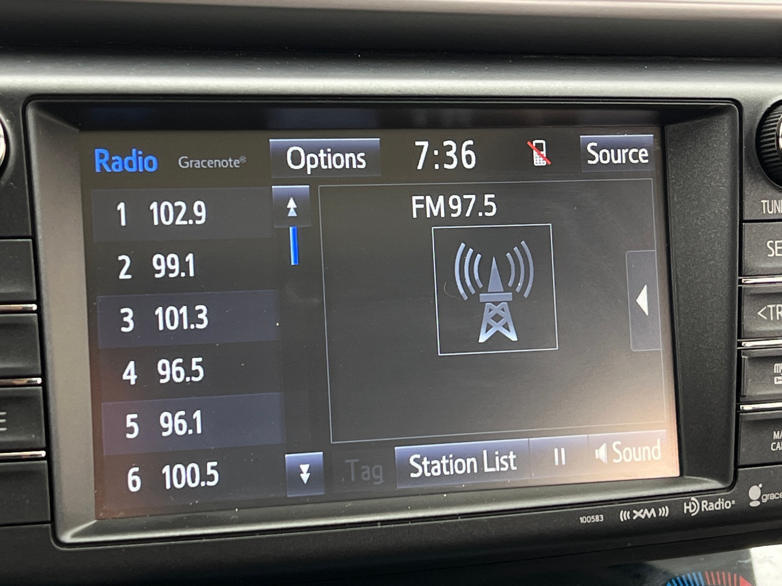 Thumbnail: 2017 Toyota RAV4 - 3