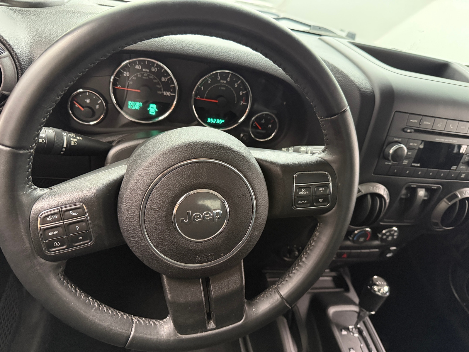Thumbnail: 2017 Jeep Wrangler - 5