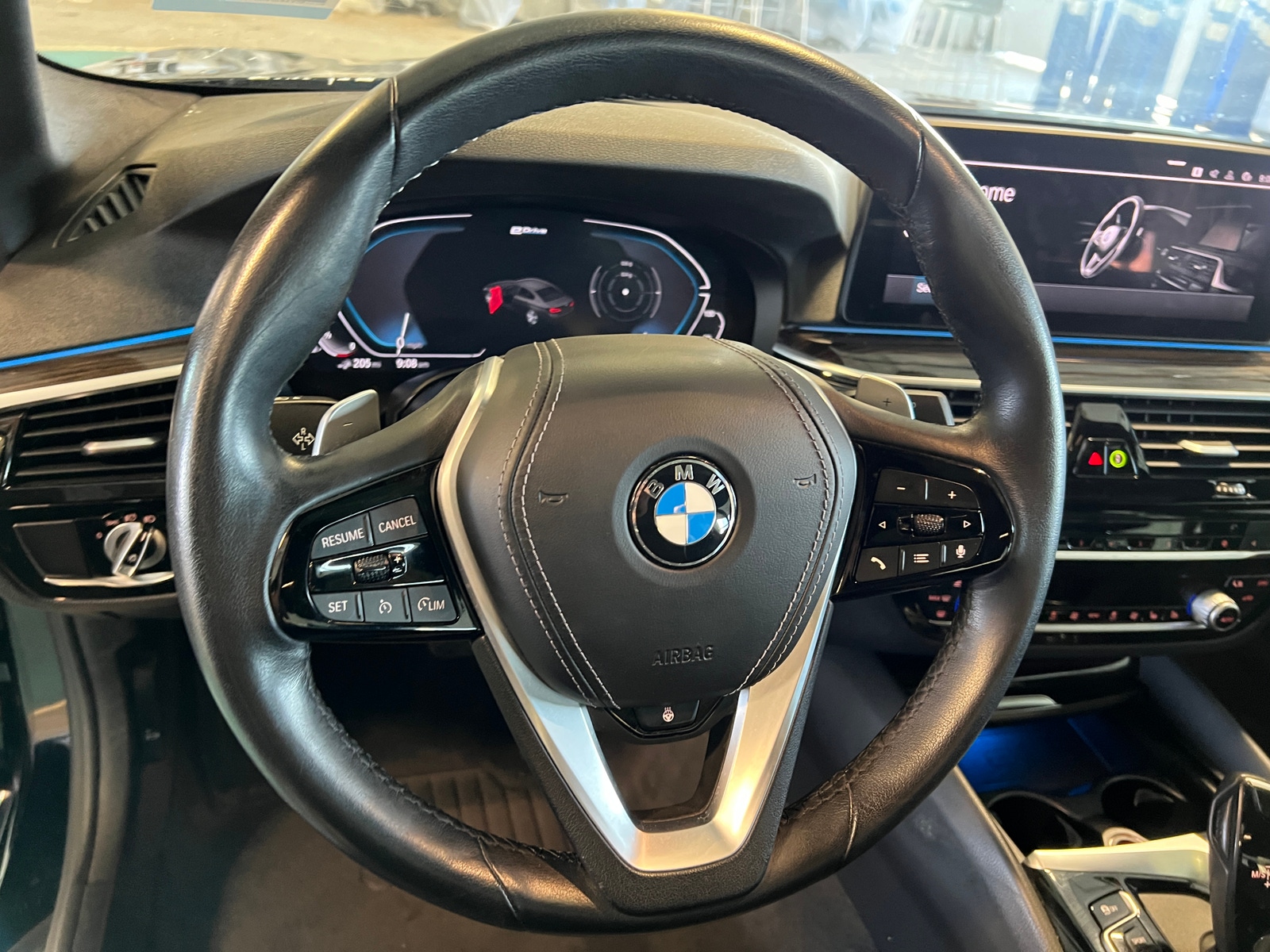 Thumbnail: 2021 BMW 5 Series - 4