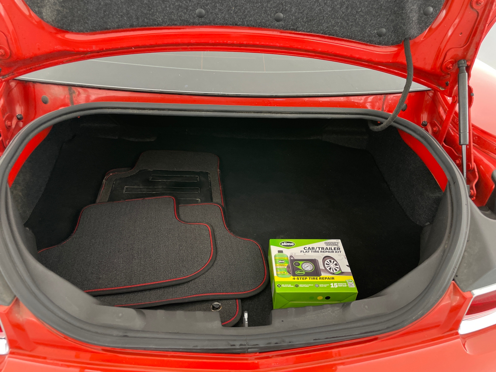 Thumbnail: 2011 Chevrolet Camaro - 4
