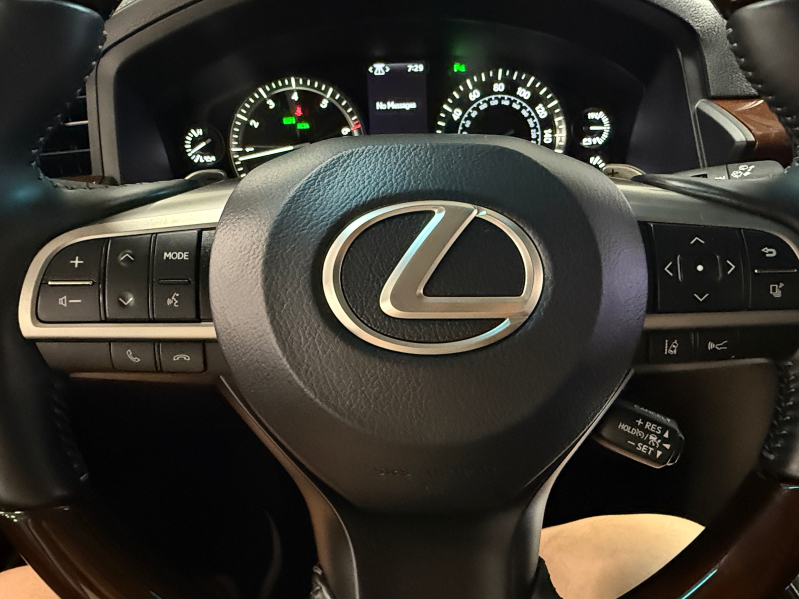 Thumbnail: 2020 Lexus LX - 4