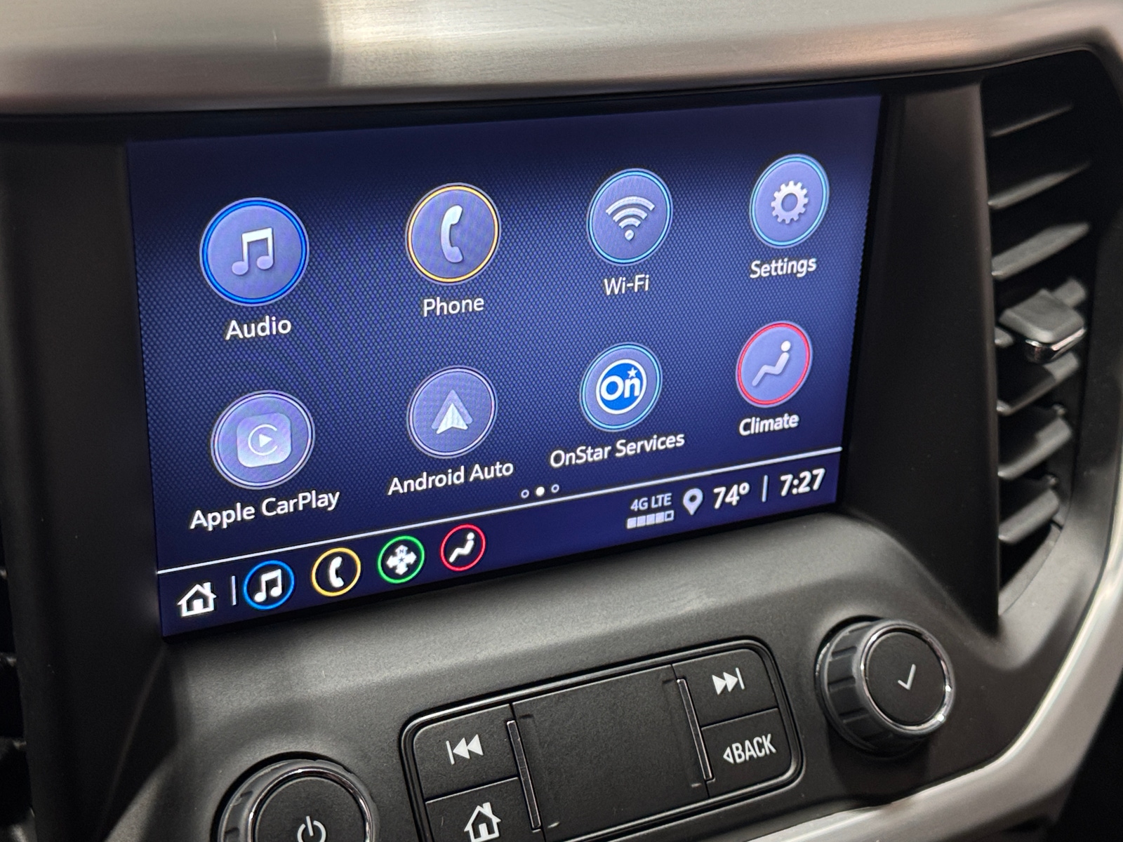 Thumbnail: 2023 GMC Acadia - 4