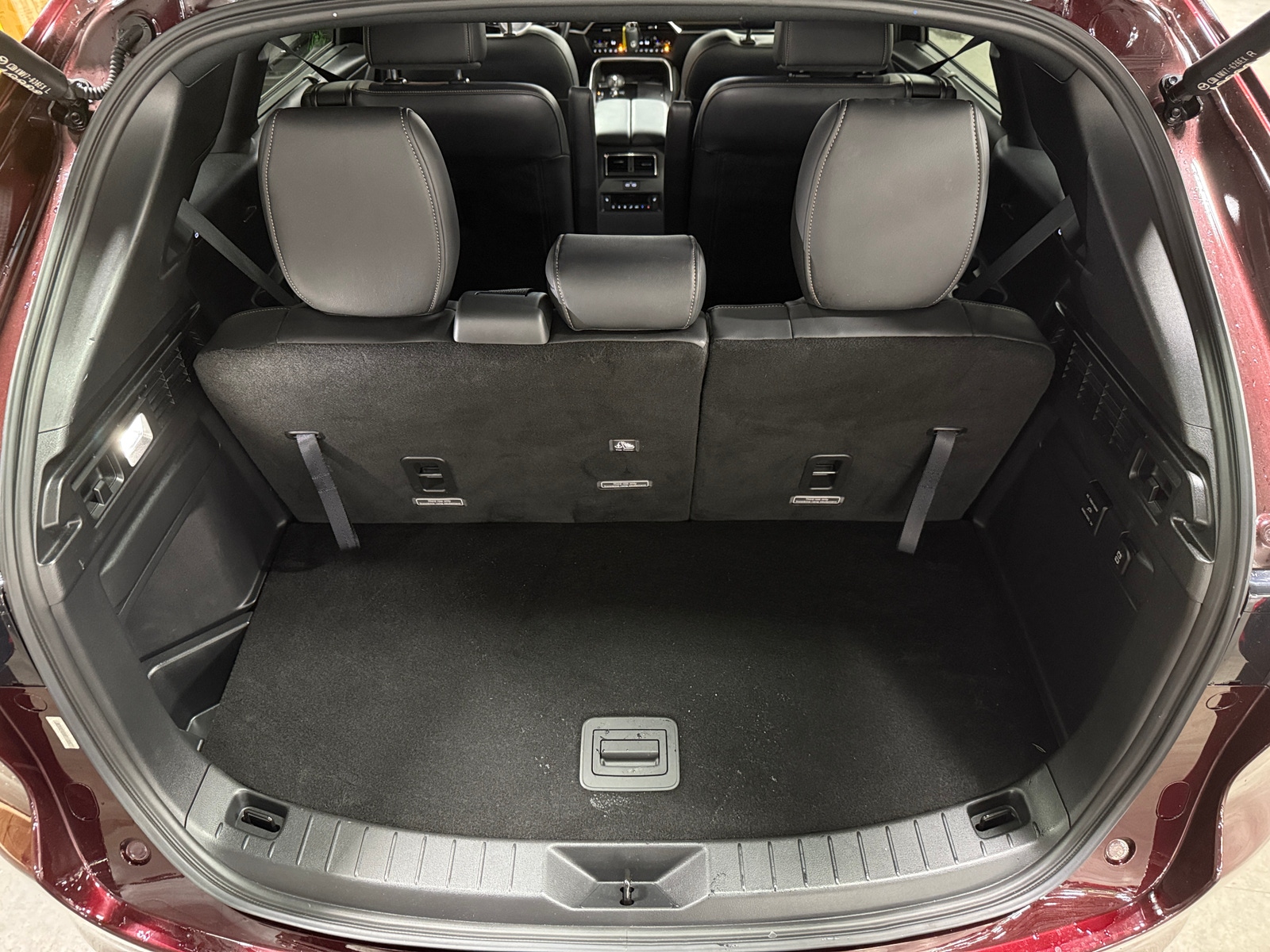 Thumbnail: 2024 Mazda CX-90 - 6