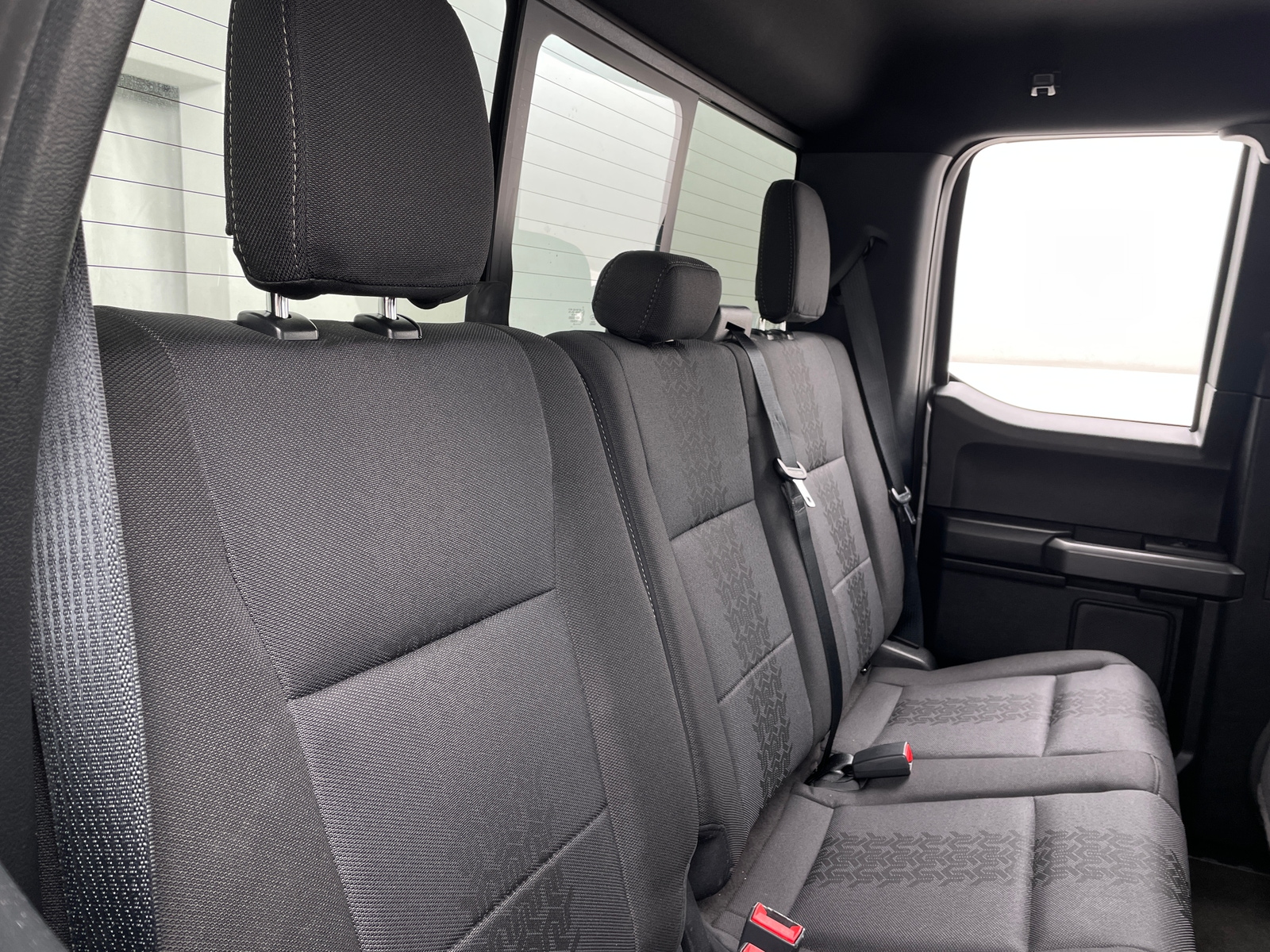 Thumbnail: 2020 Ford Econoline - 6