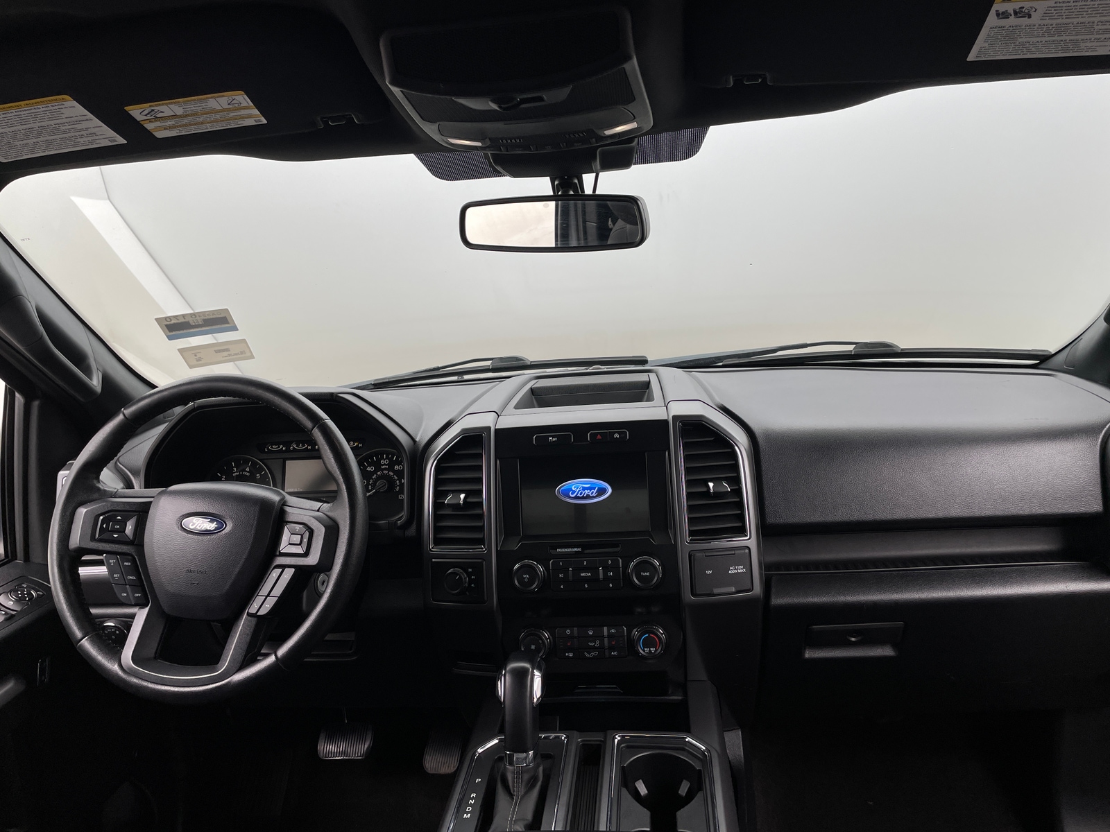 Thumbnail: 2020 Ford Econoline - 3