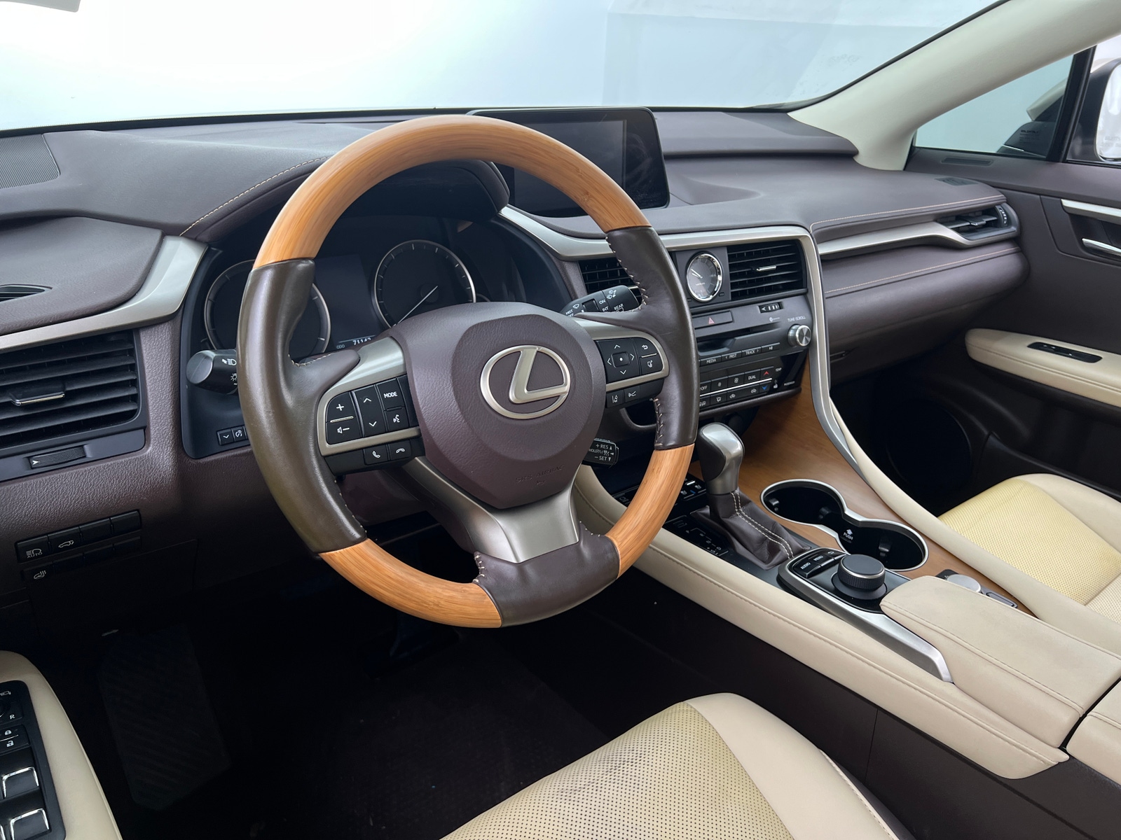 Thumbnail: 2018 Lexus RX - 2