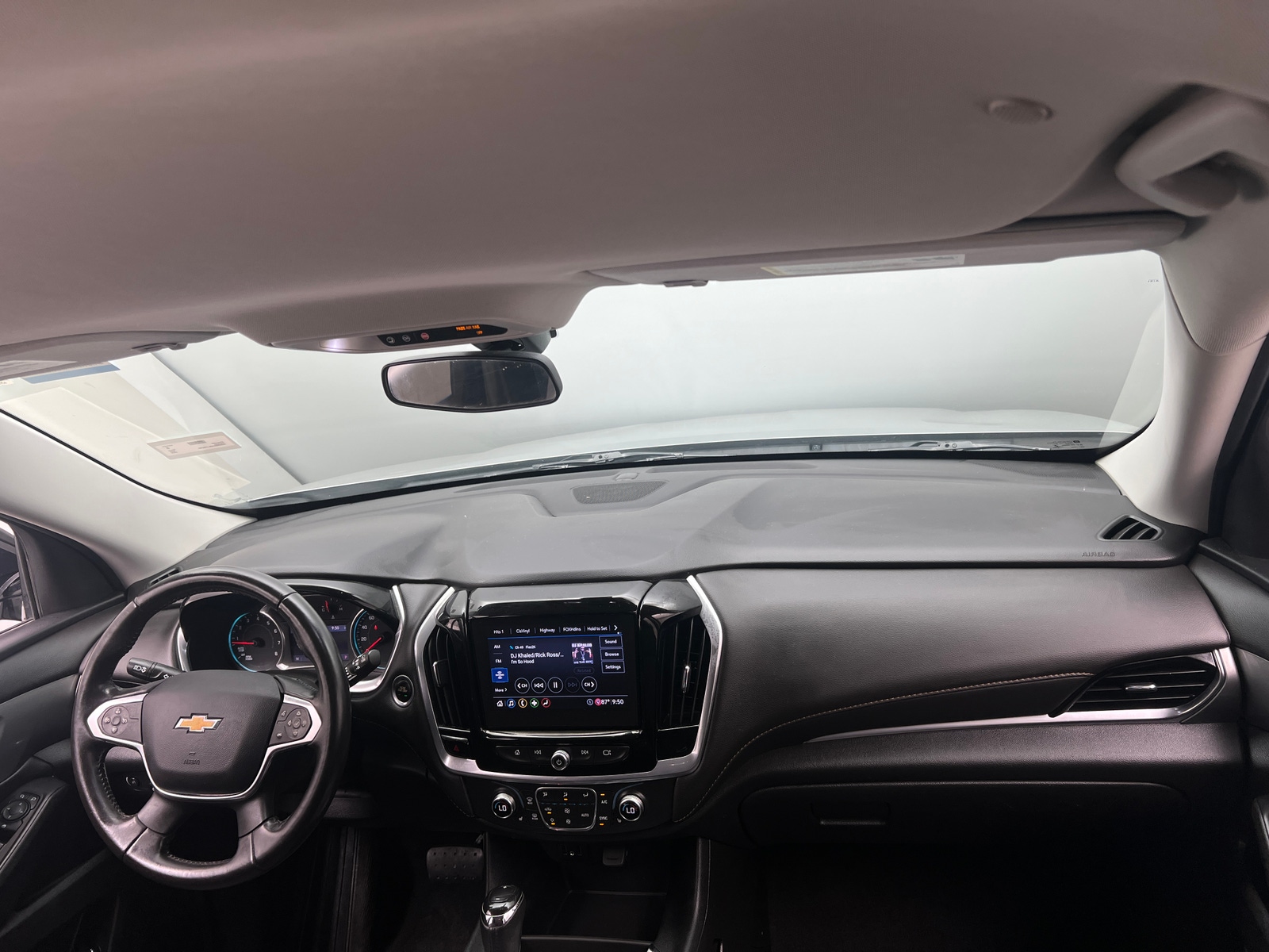 Thumbnail: 2020 Chevrolet Traverse - 3