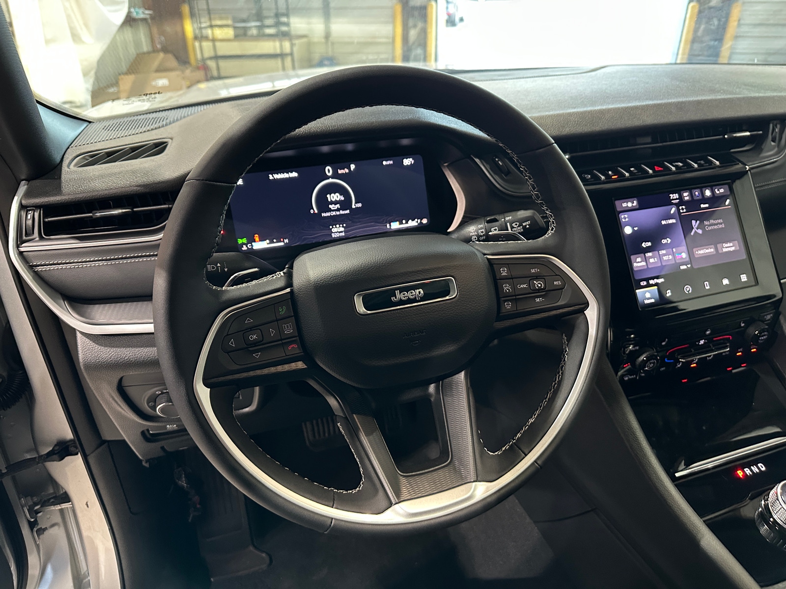 Thumbnail: 2025 Jeep Grand Cherokee L - 4