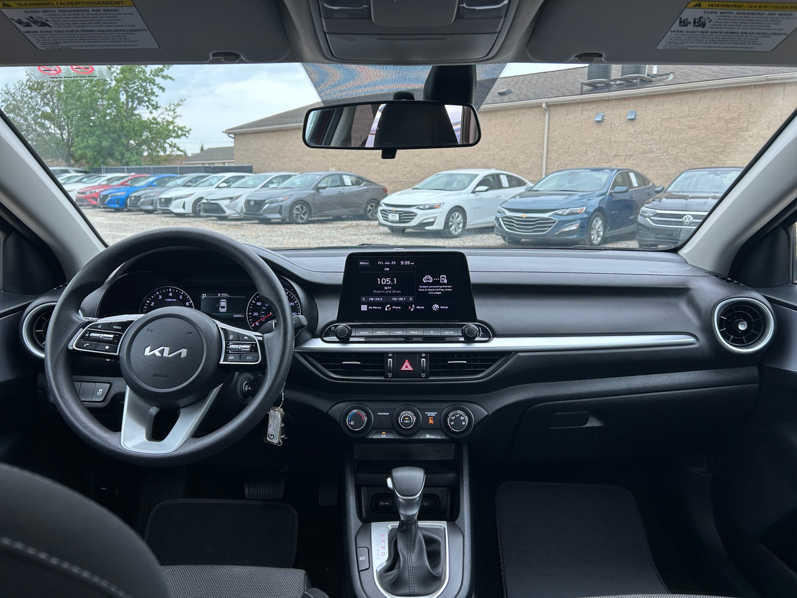 Thumbnail: 2024 Kia Forte - 3