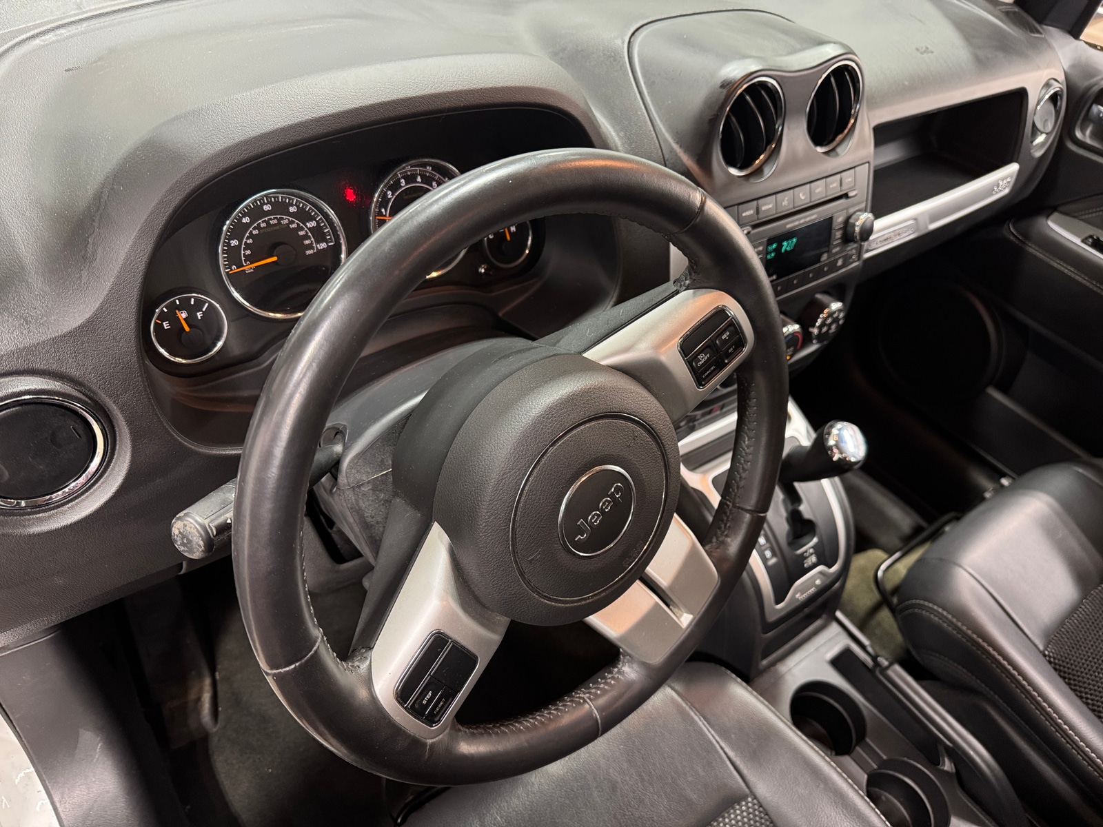 Thumbnail: 2017 Jeep Compass - 3