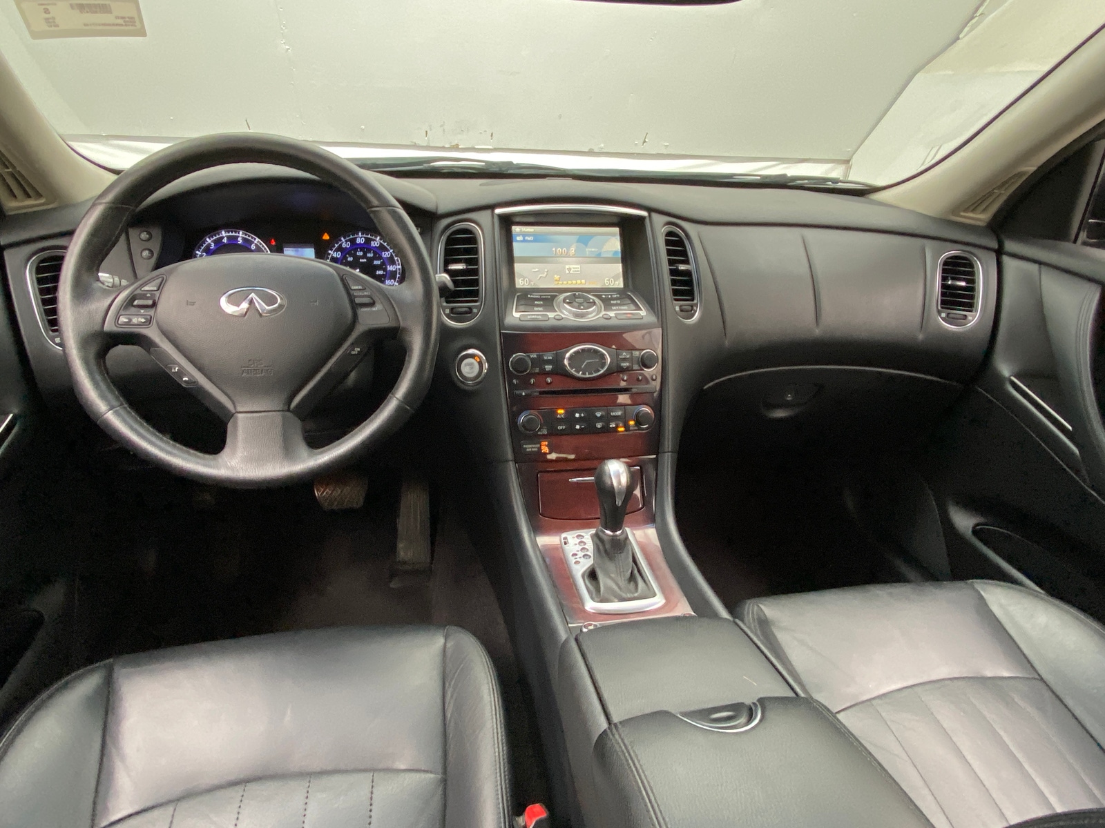 Thumbnail: 2017 INFINITI QX50 - 2