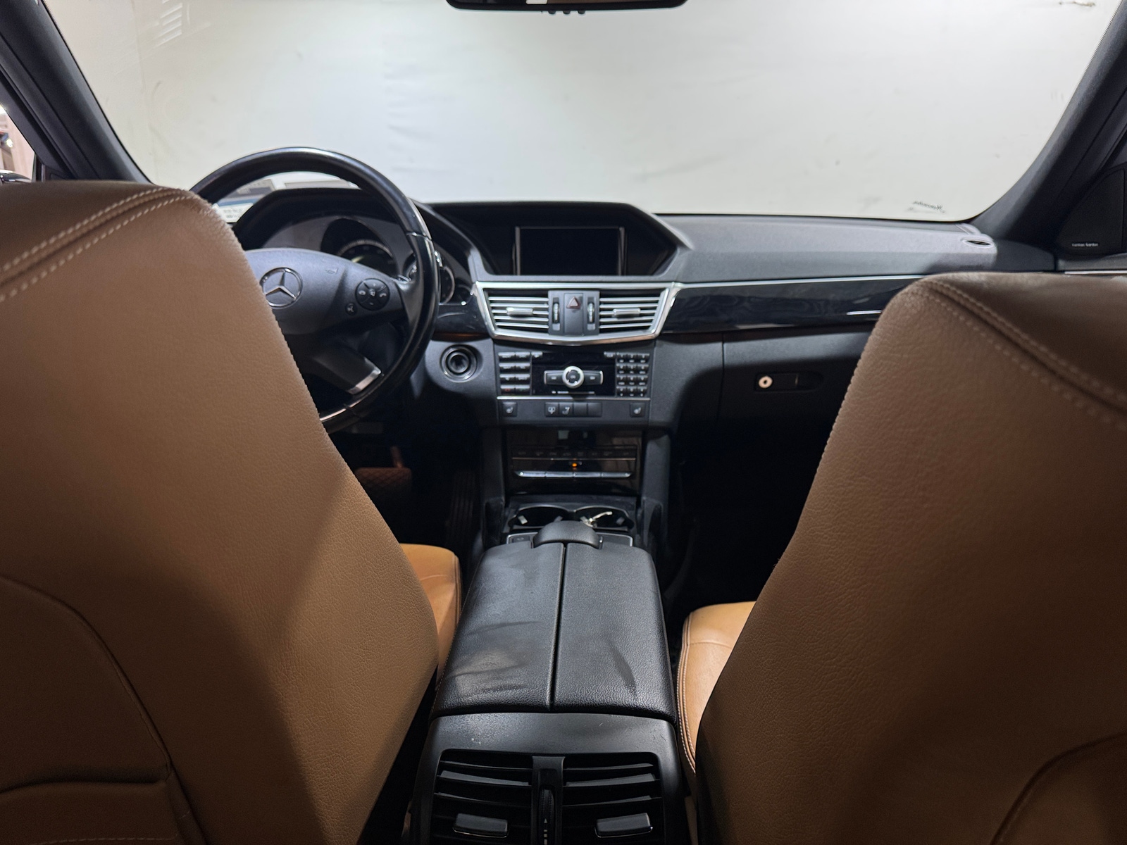 Thumbnail: 2011 Mercedes-Benz E-Class - 2