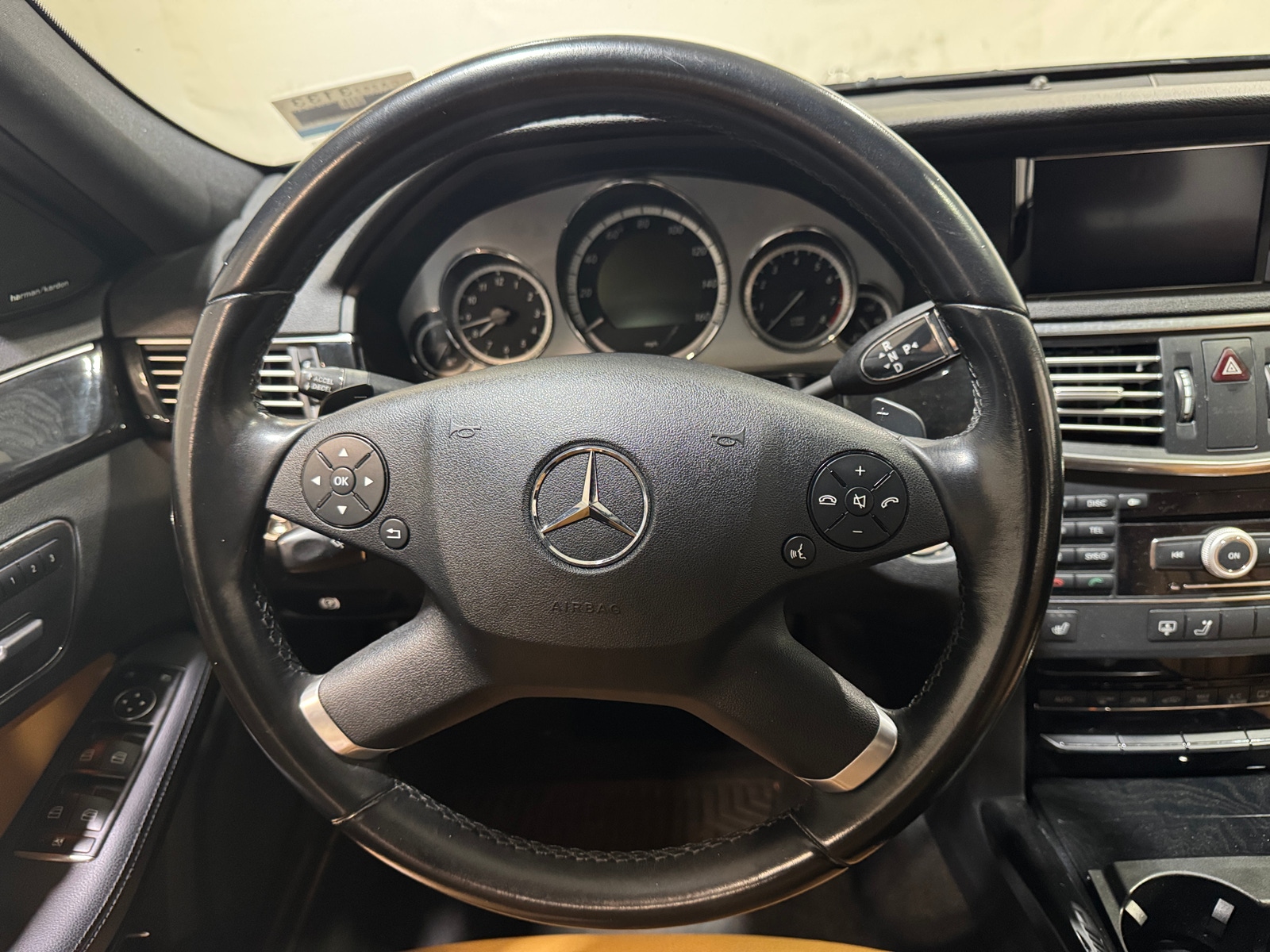 Thumbnail: 2011 Mercedes-Benz E-Class - 4