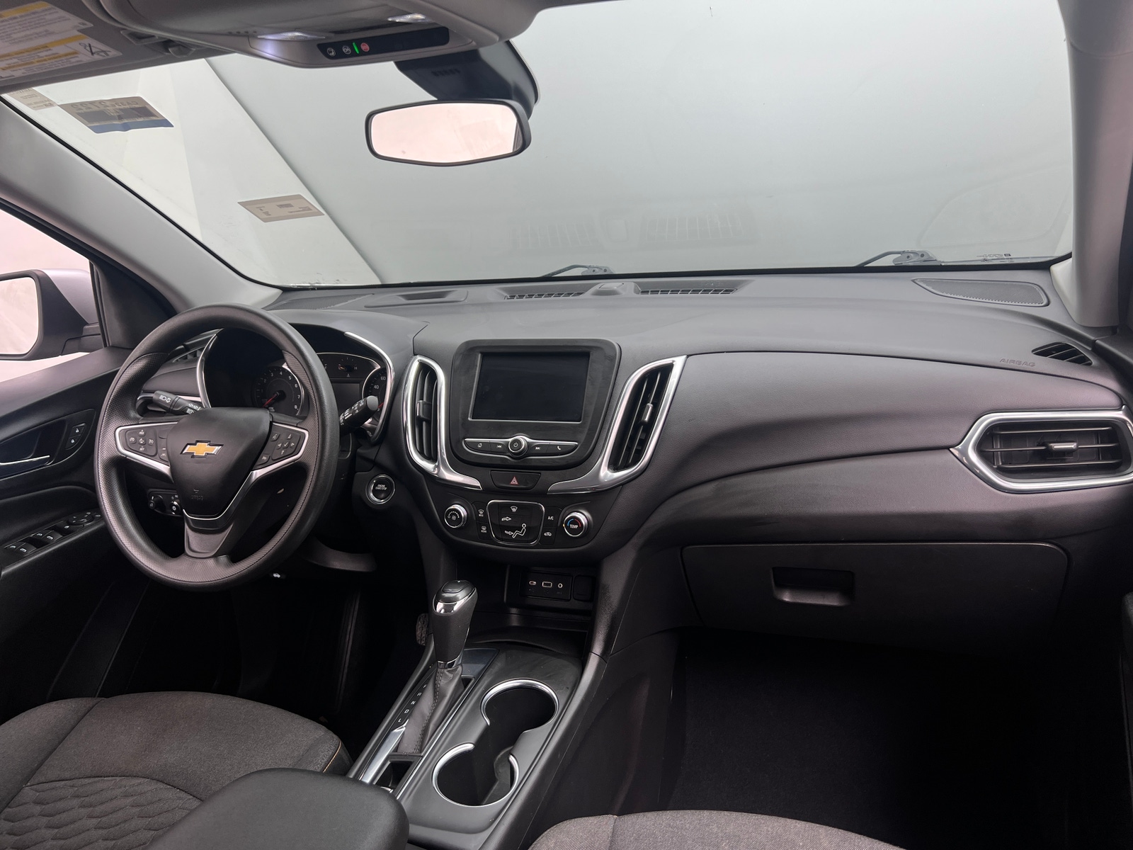 Thumbnail: 2021 Chevrolet Equinox - 3