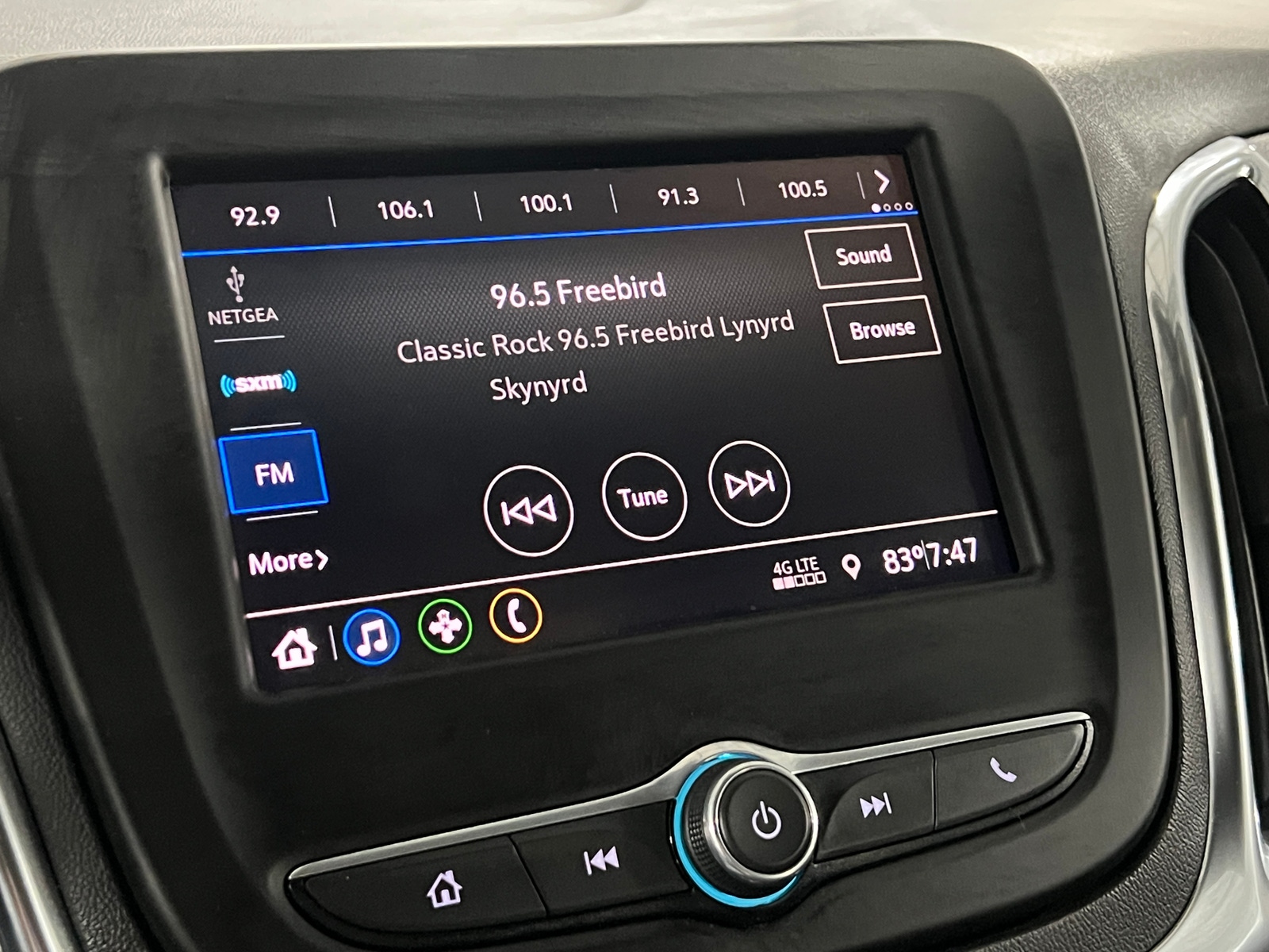 Thumbnail: 2021 Chevrolet Equinox - 4
