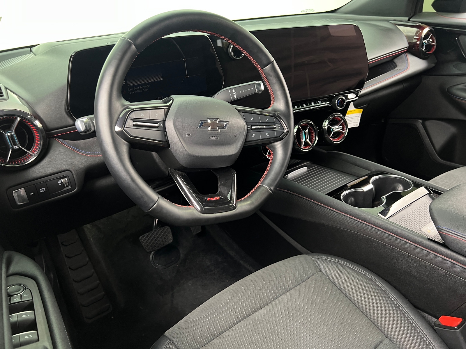 Thumbnail: 2024 Chevrolet Blazer EV - 2