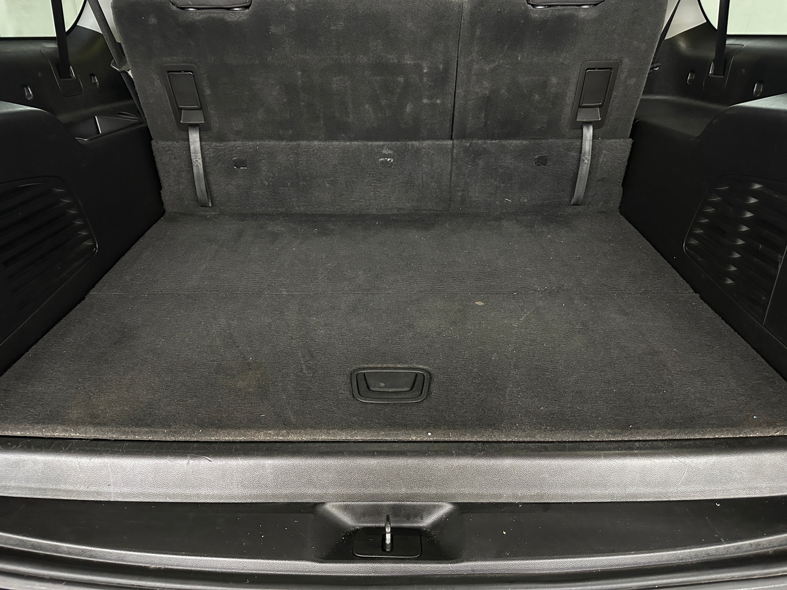 Thumbnail: 2018 Chevrolet Suburban - 7