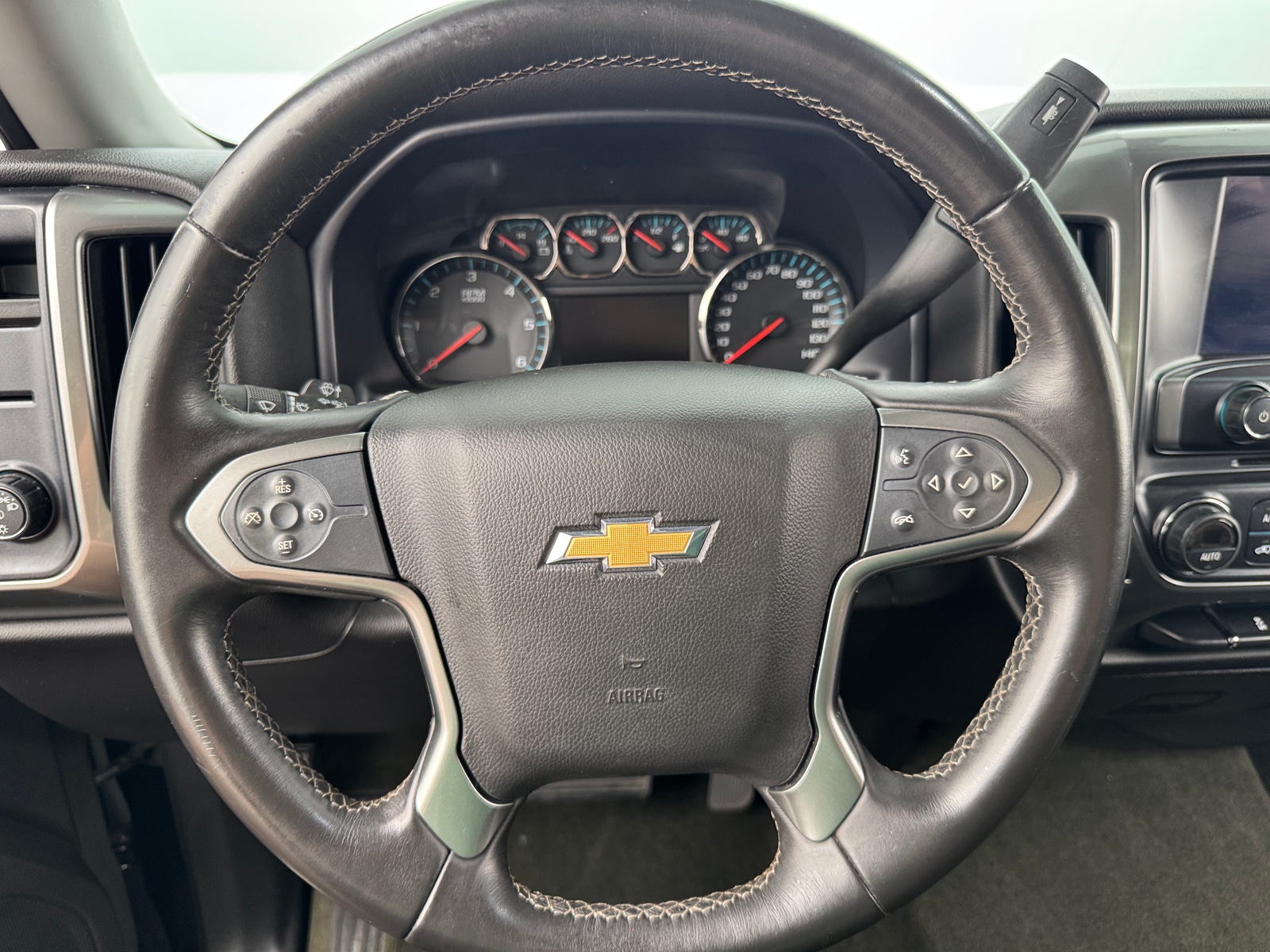 Thumbnail: 2016 Chevrolet Silverado 1500 - 4